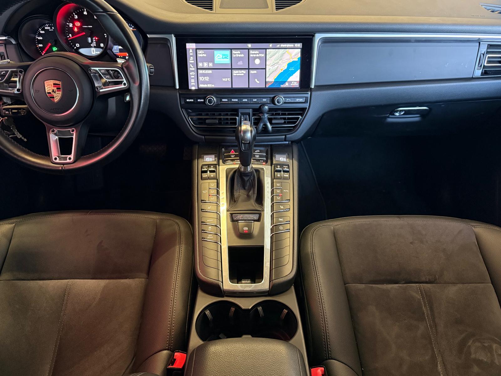 PORSCHE Macan PDK-image-22