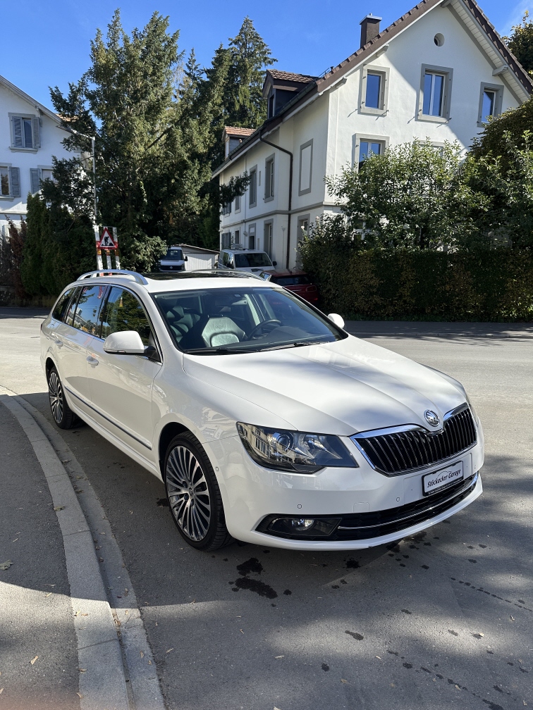 SKODA Superb Combi 2.0 TDI 170 L & K 4x4 DSG S/S-showroom-element-2