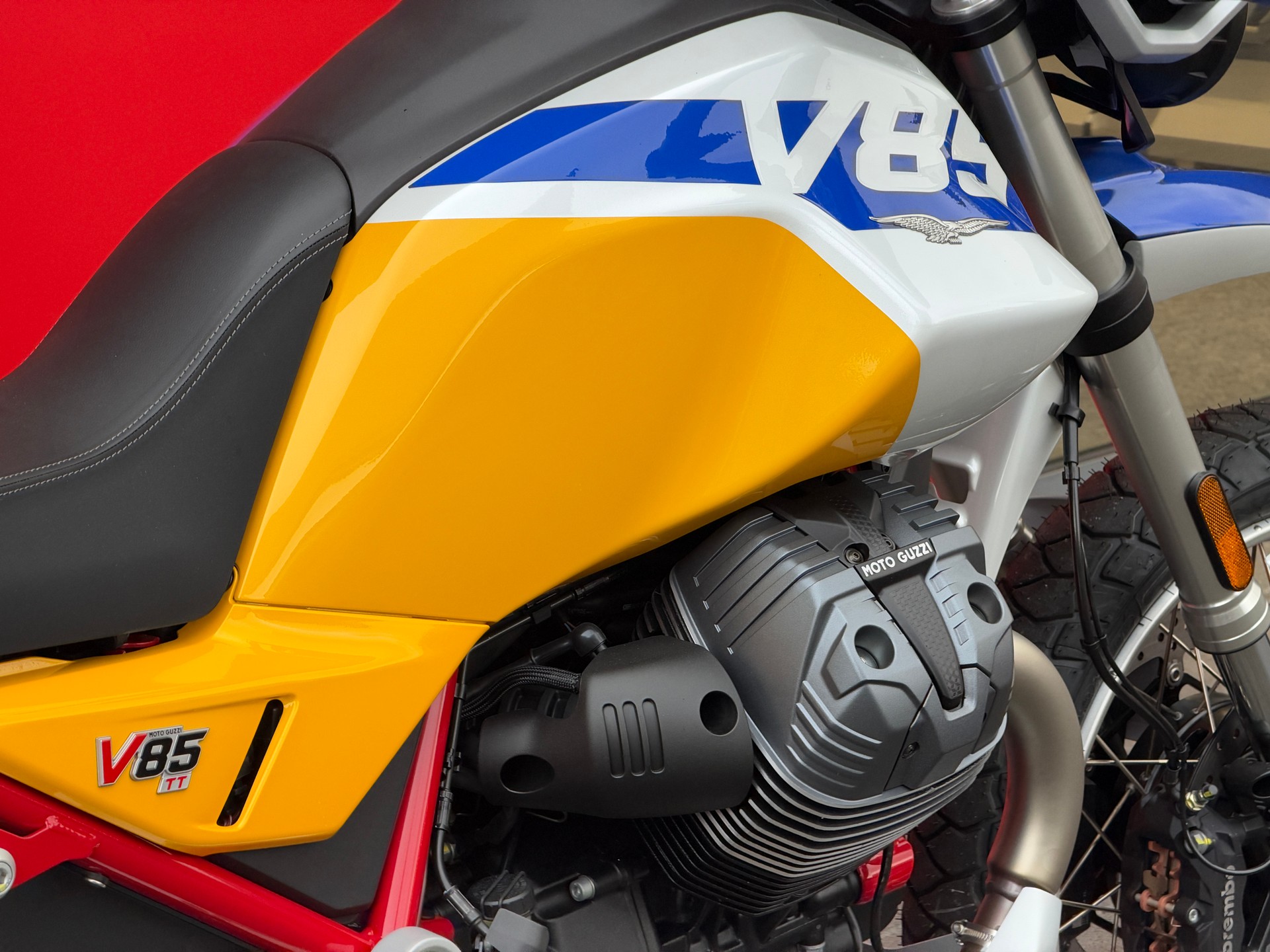 MOTO GUZZI V85 TT E5+-image-13