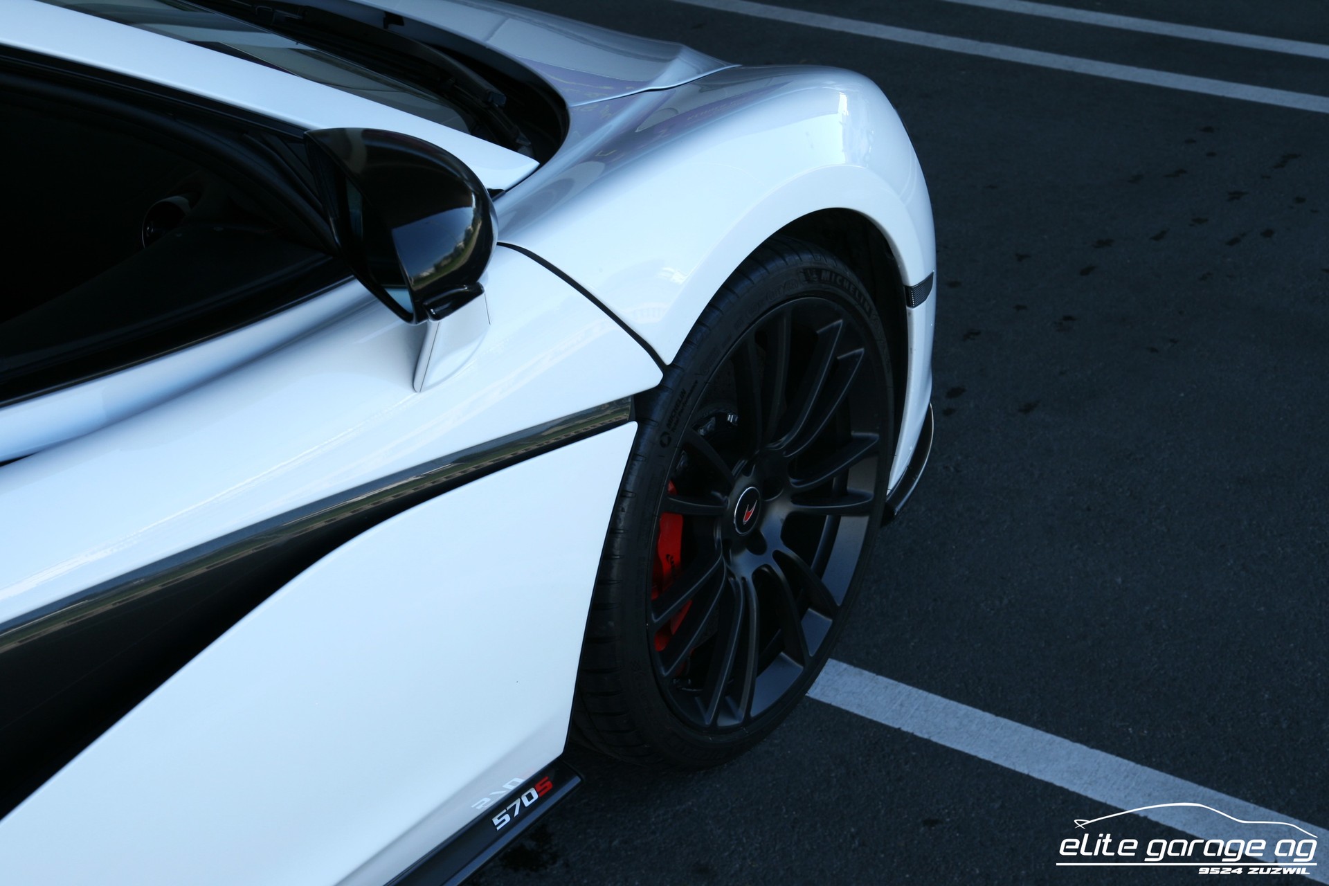 McLAREN 570S Coupé 3.8 V8 SSG-image-10