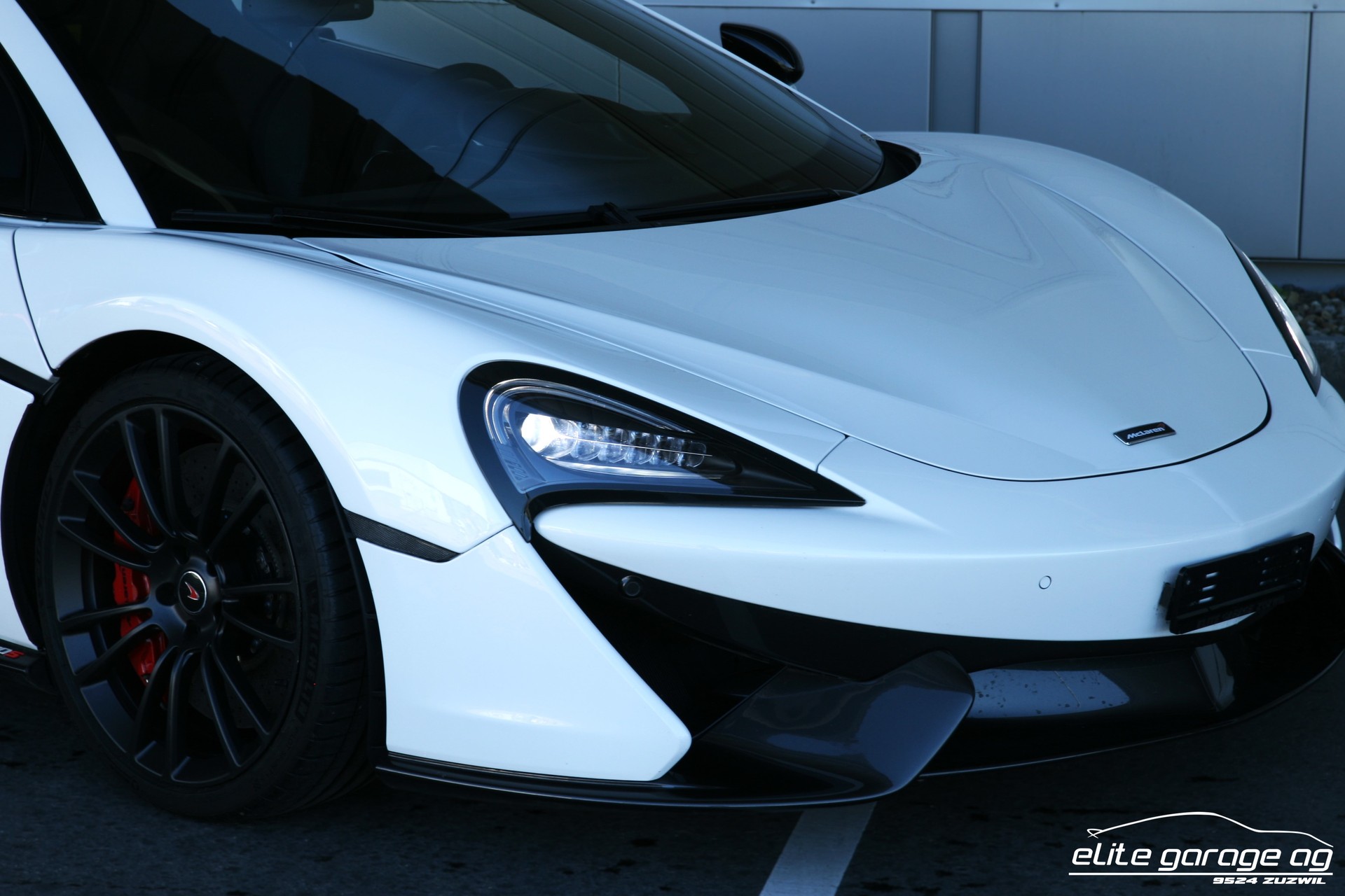 McLAREN 570S Coupé 3.8 V8 SSG-image-8