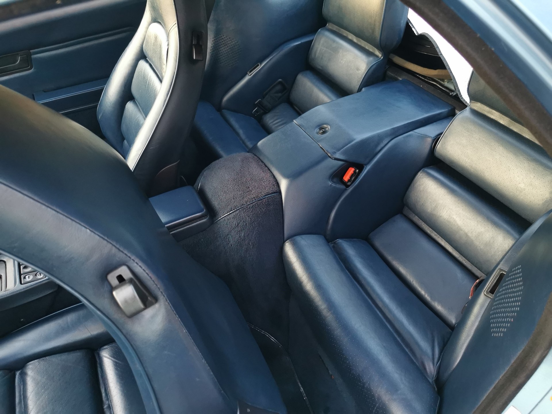 PORSCHE 928 S 4V-image-7