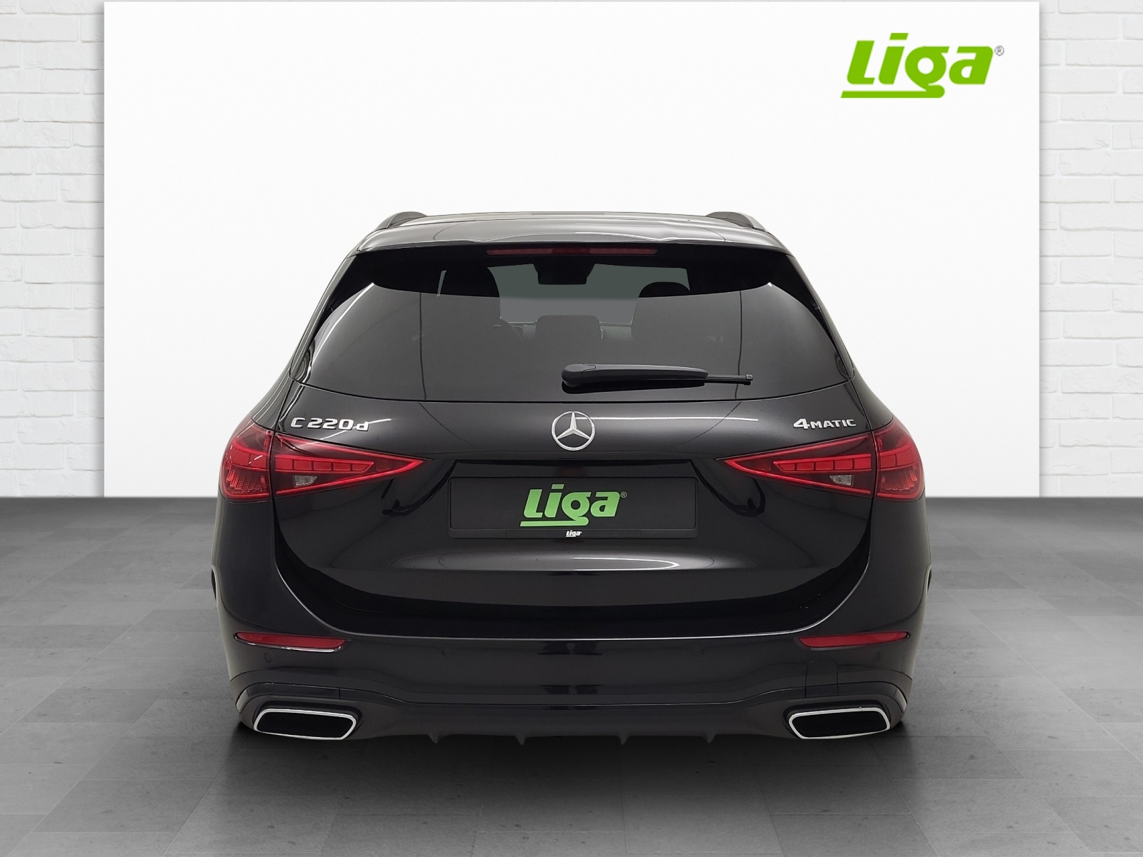 MERCEDES-BENZ C 220 d AMG Line 4Matic Swiss Star T-image-4