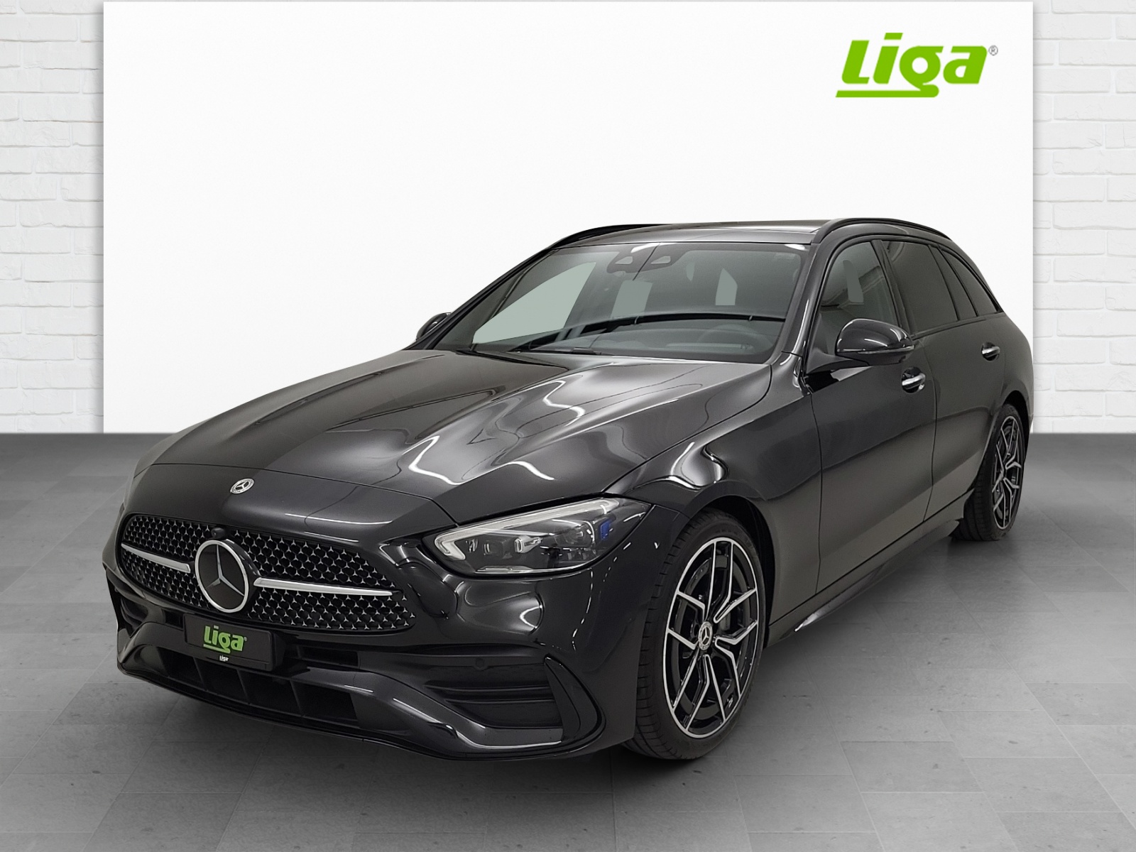 MERCEDES-BENZ C 220 d AMG Line 4Matic Swiss Star T-showroom-element-1