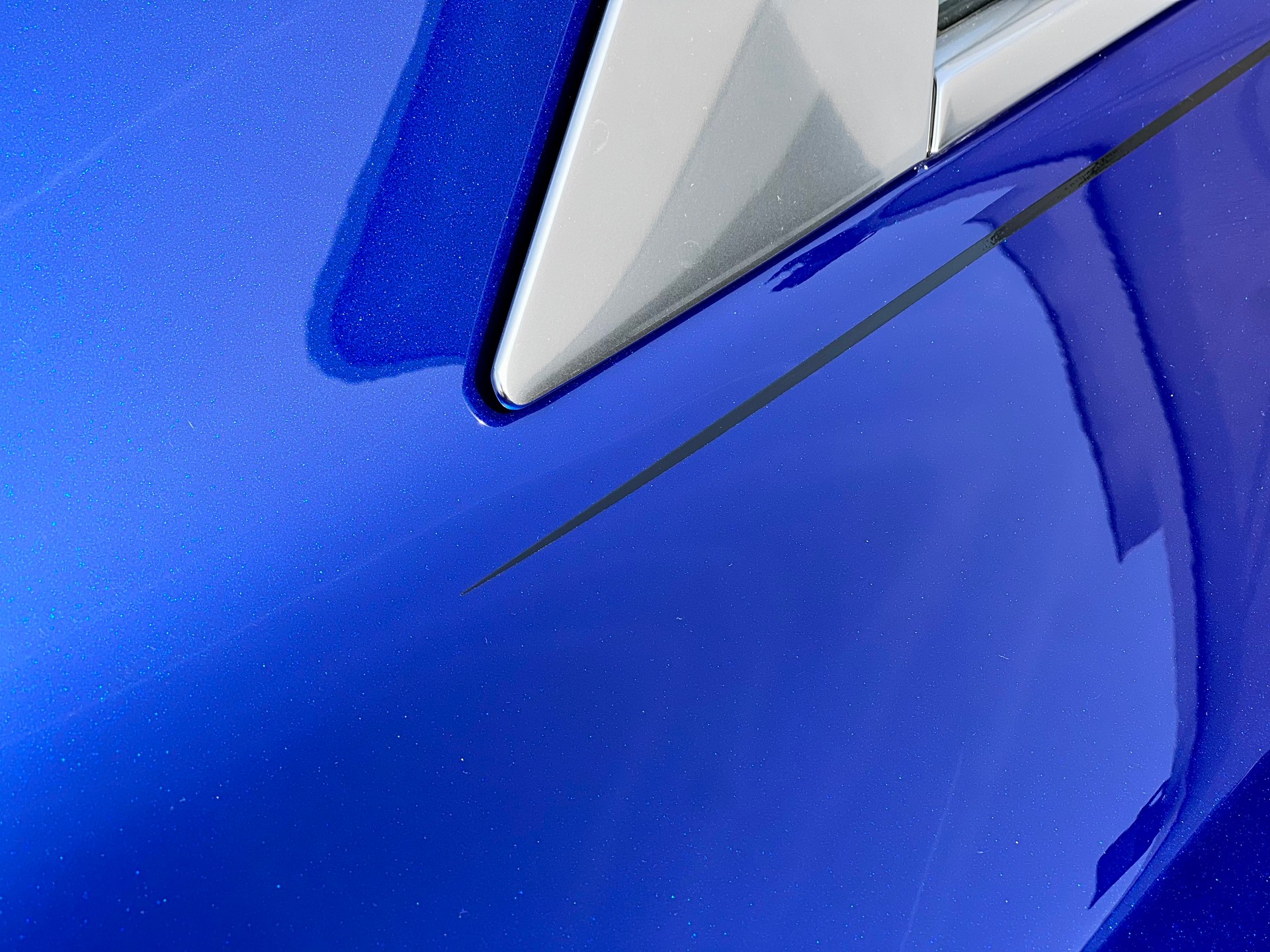 ROLLS-ROYCE Spectre-image-9