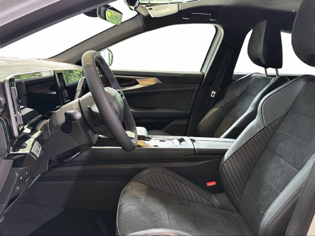 RENAULT Rafale 1.2 E-Tech esprit Alpine-image-10