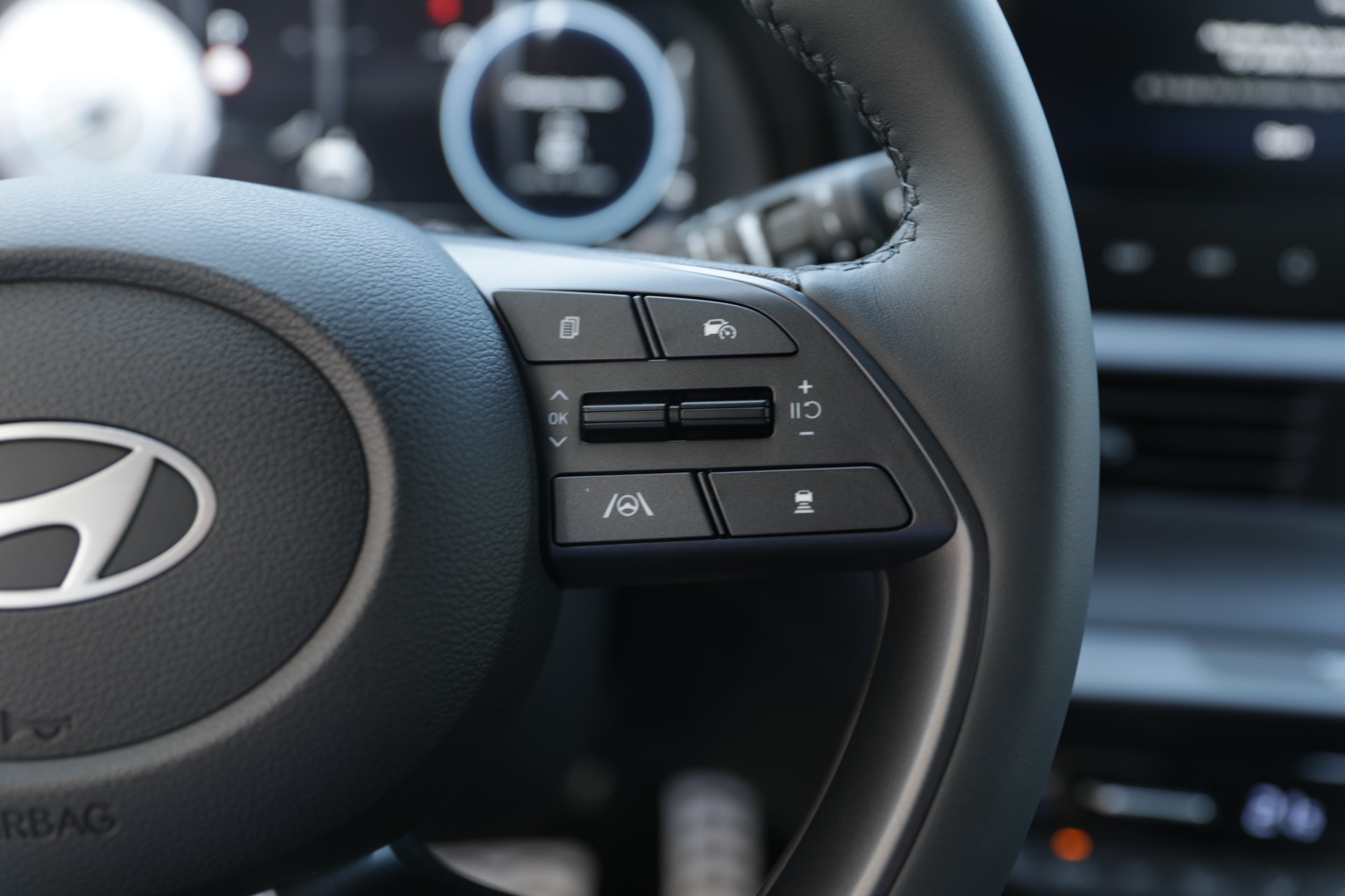 HYUNDAI Bayon 1.0 T-GDi Amplia DCT-image-11