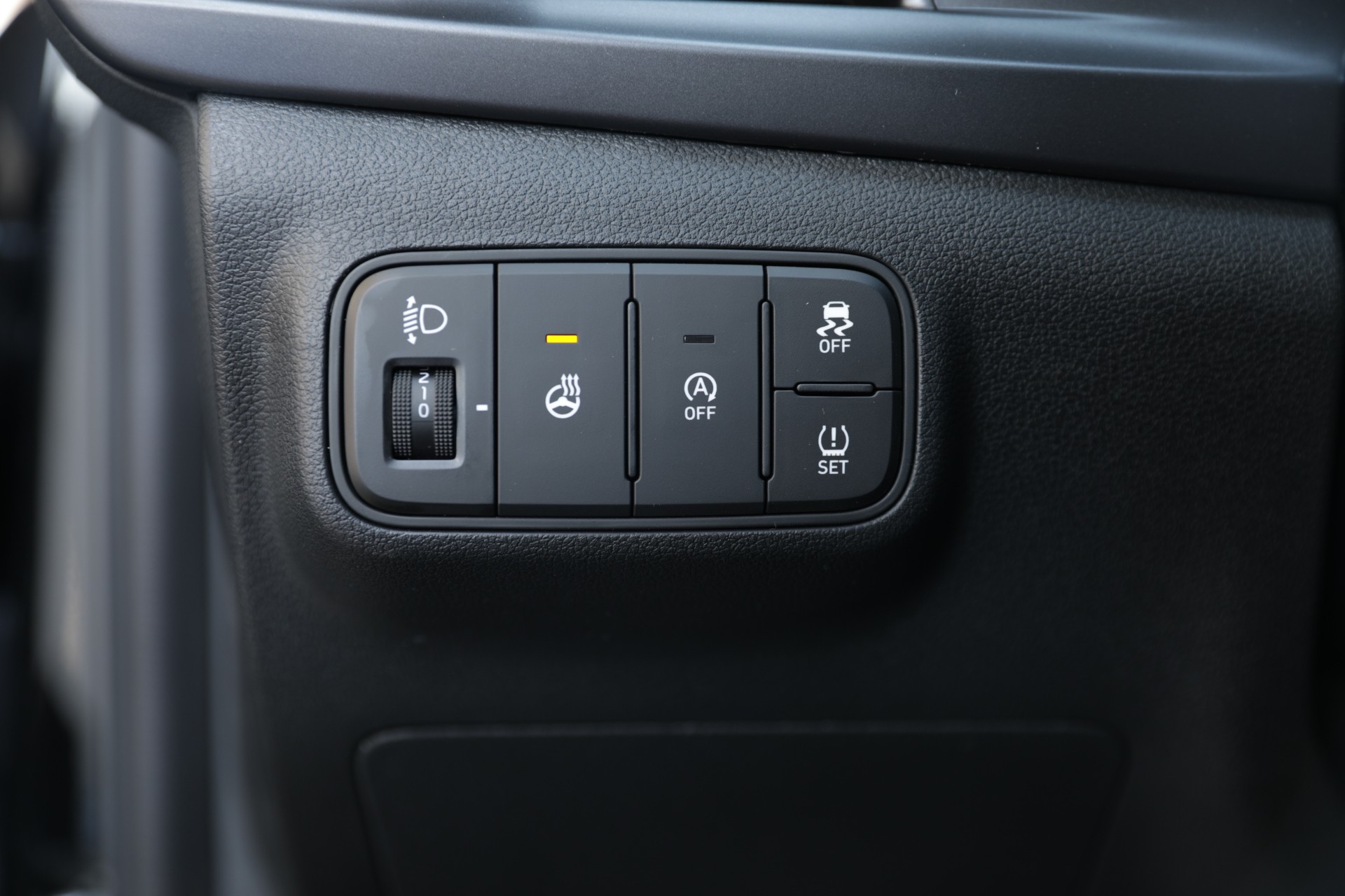 HYUNDAI Bayon 1.0 T-GDi Amplia DCT-image-8