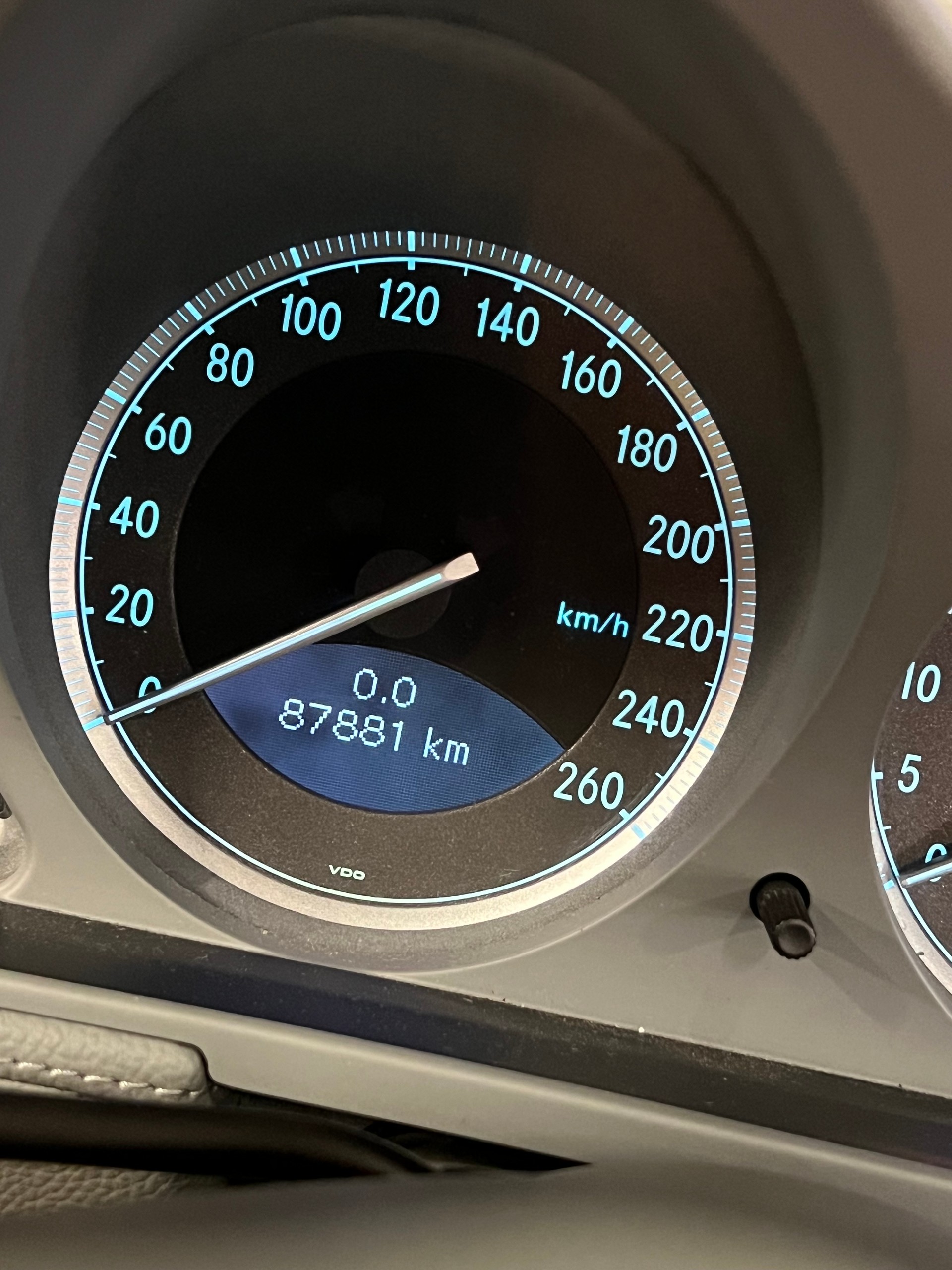 MERCEDES-BENZ MERCEDES "SL 350" CH WAGEN + NUR 87`000 KM + AB MFK + AB SERVICE + 8 RÄDER AMG.-image-8