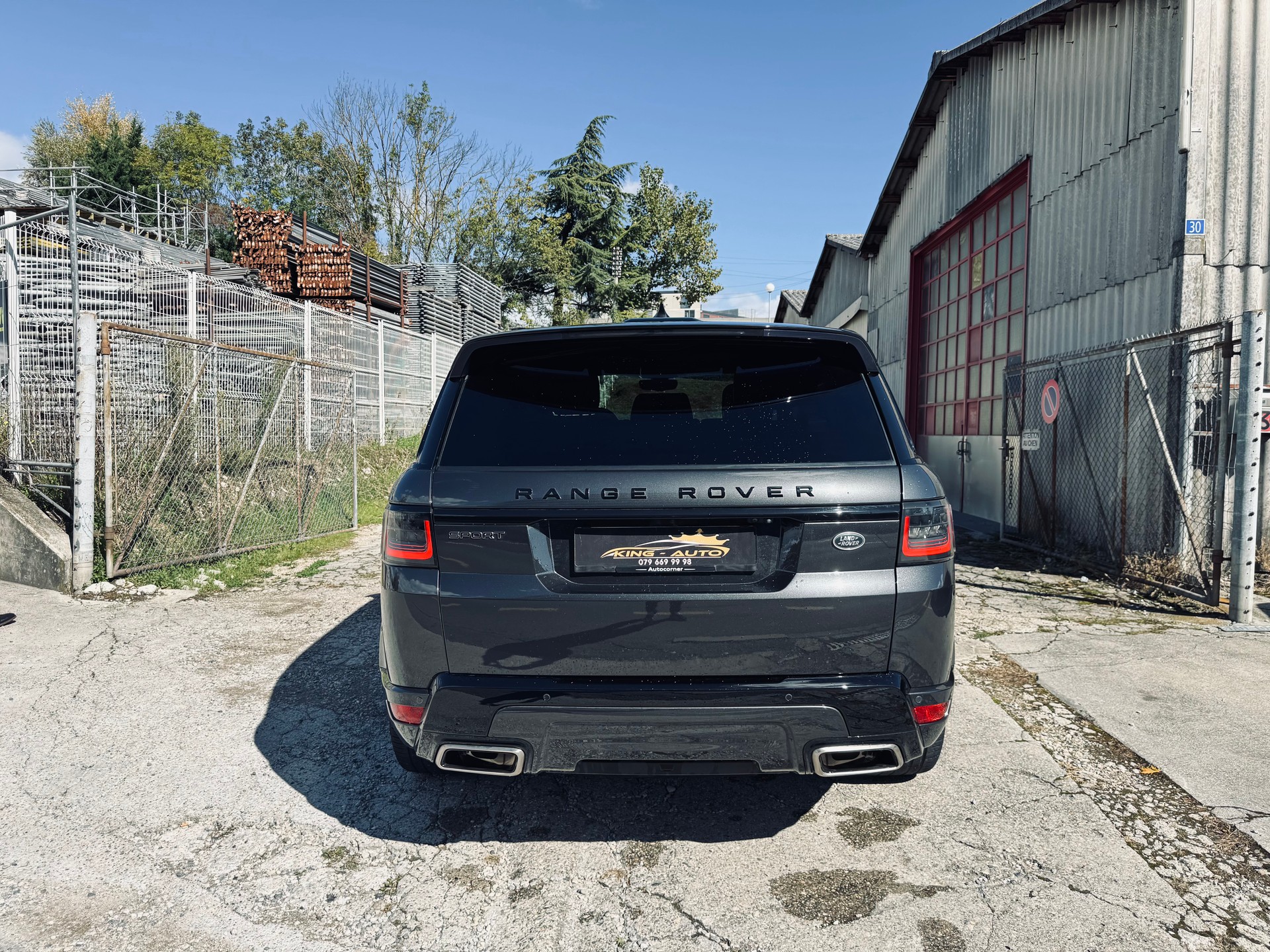 LAND ROVER Range Rover Sport 3.0 SDV6 HSE Dynamic Automatic-image-4