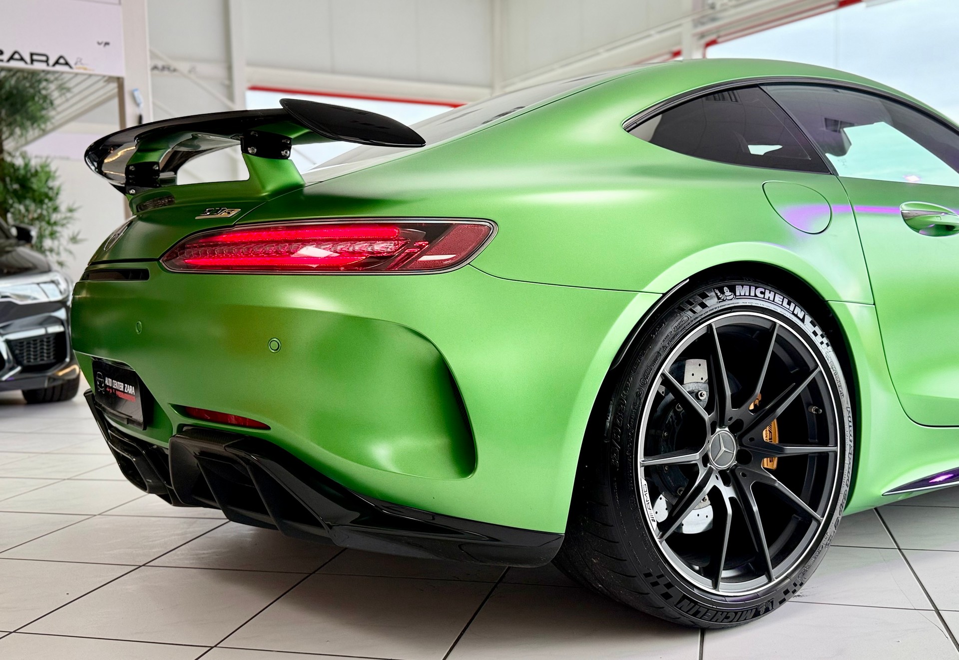 MERCEDES-BENZ AMG GT R *Facelift/Digitaltacho*-image-17