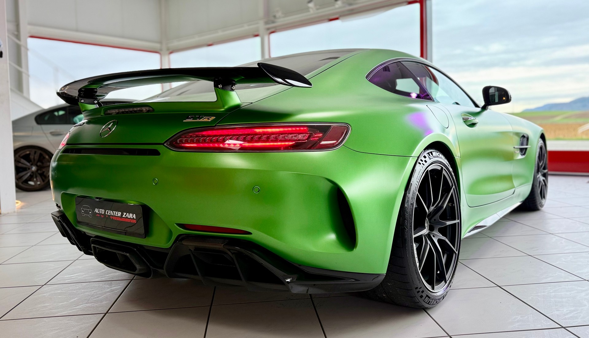 MERCEDES-BENZ AMG GT R *Facelift/Digitaltacho*-image-16