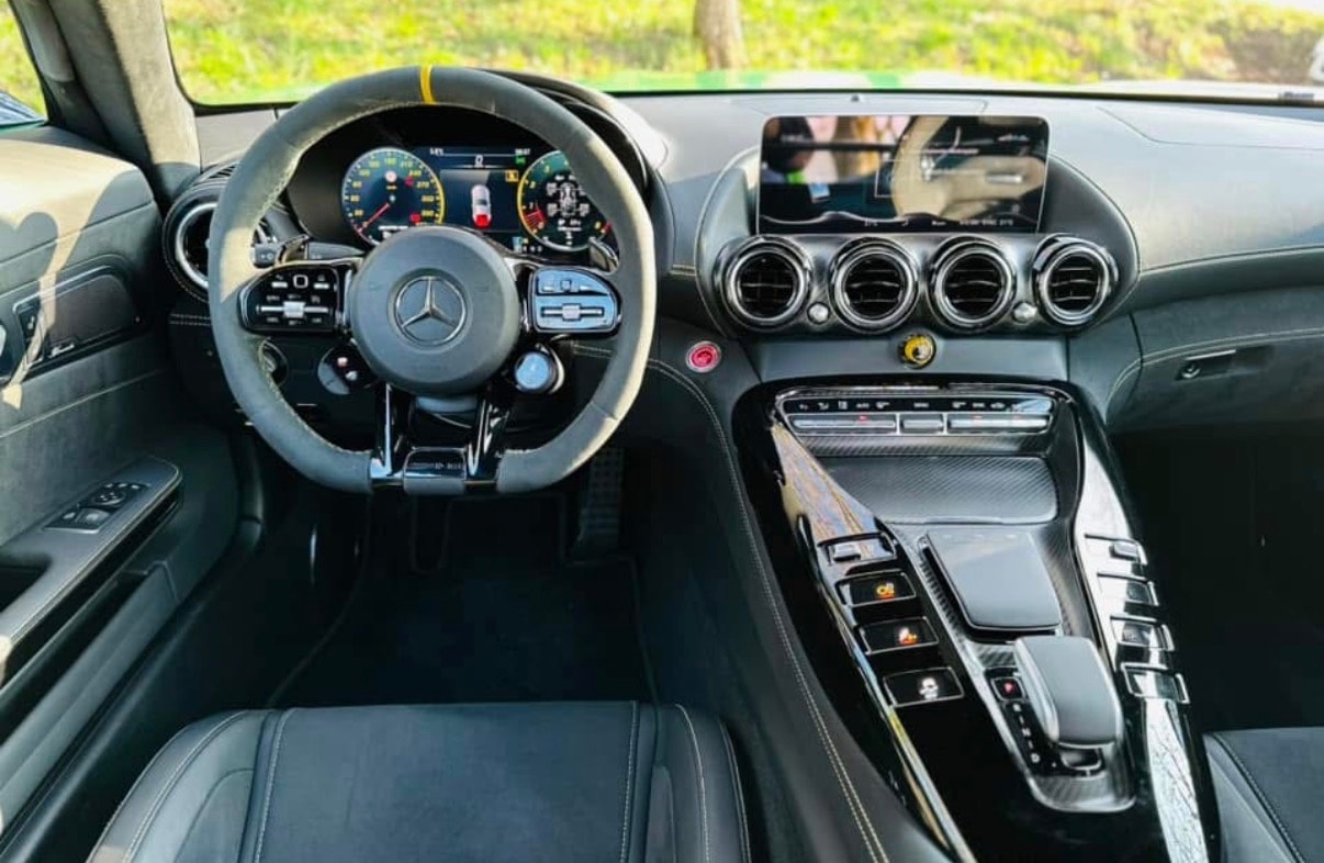 MERCEDES-BENZ AMG GT R *Facelift/Digitaltacho*-image-26