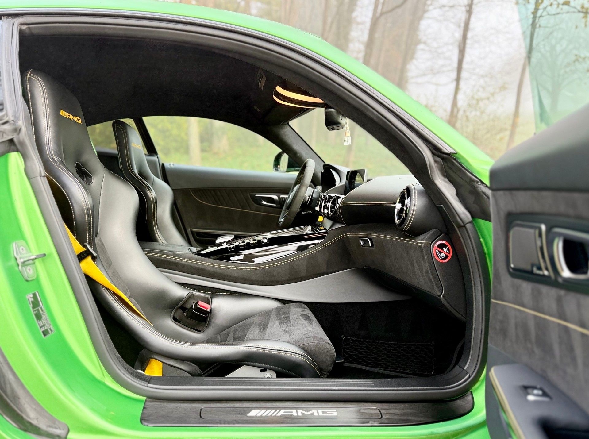 MERCEDES-BENZ AMG GT R *Facelift/Digitaltacho*-image-23