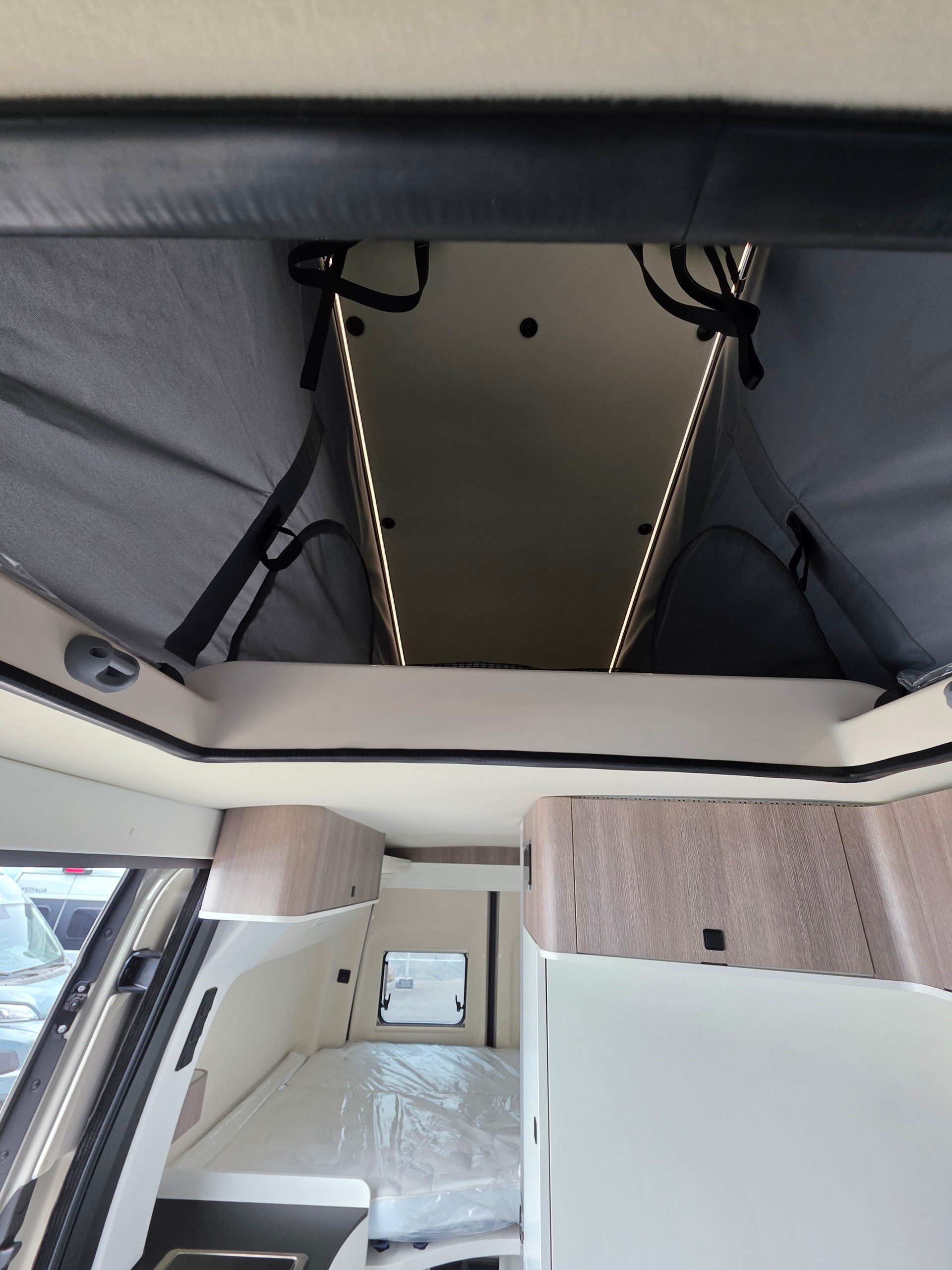 WESTFALIA James Cook Premium-image-7