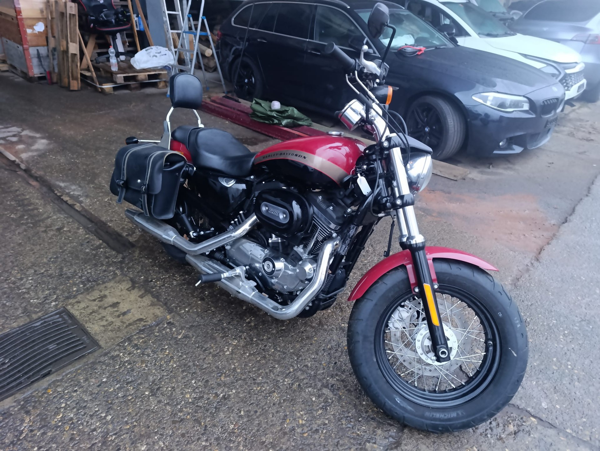 HARLEY-DAVIDSON XL 1200 C Sportster Custom ABS