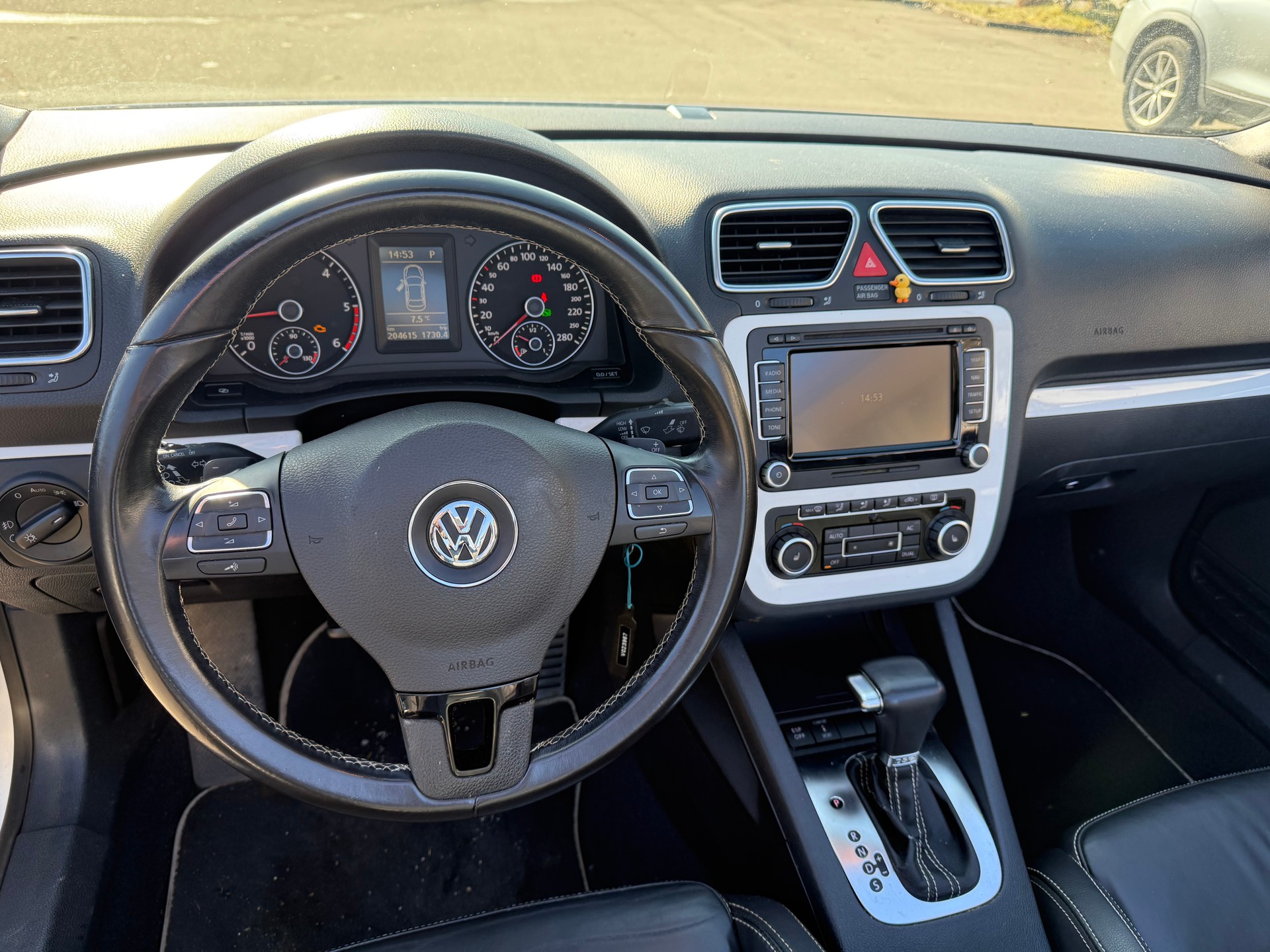 VW Eos 2.0 TDI DSG-image-12