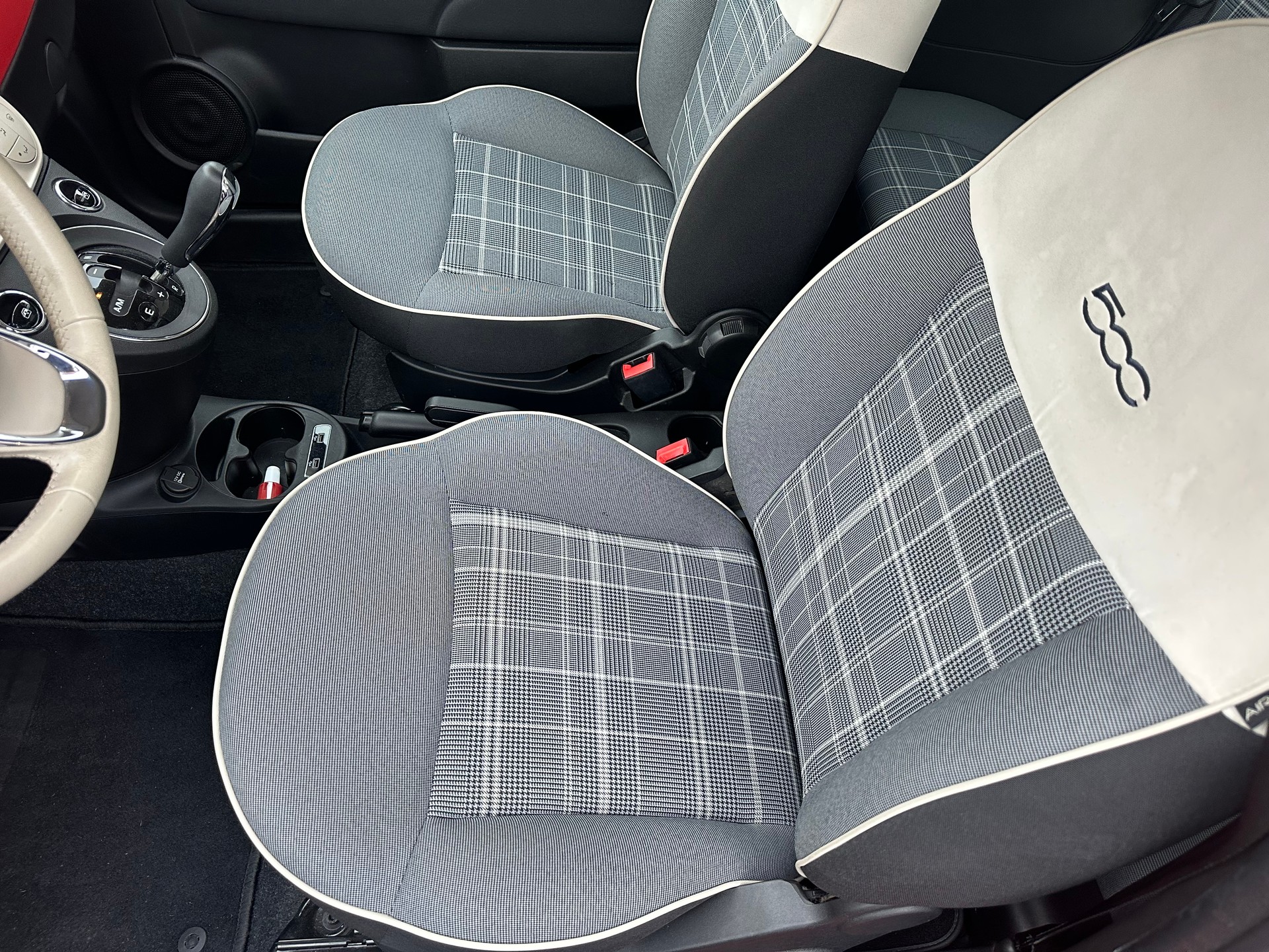 FIAT 500 1.2 Lounge Dualogic-image-5
