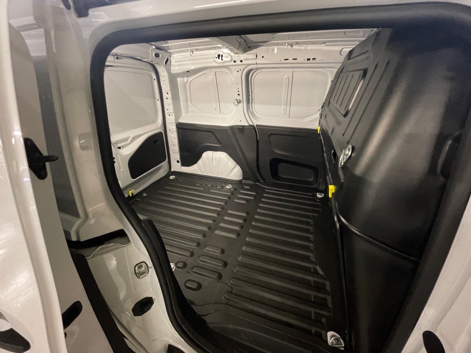 OPEL Combo Cargo 1.5 Climatisation / Reg vitesse / GPS / Pack électriques / volant chauffant / Caméra de recul-image-14