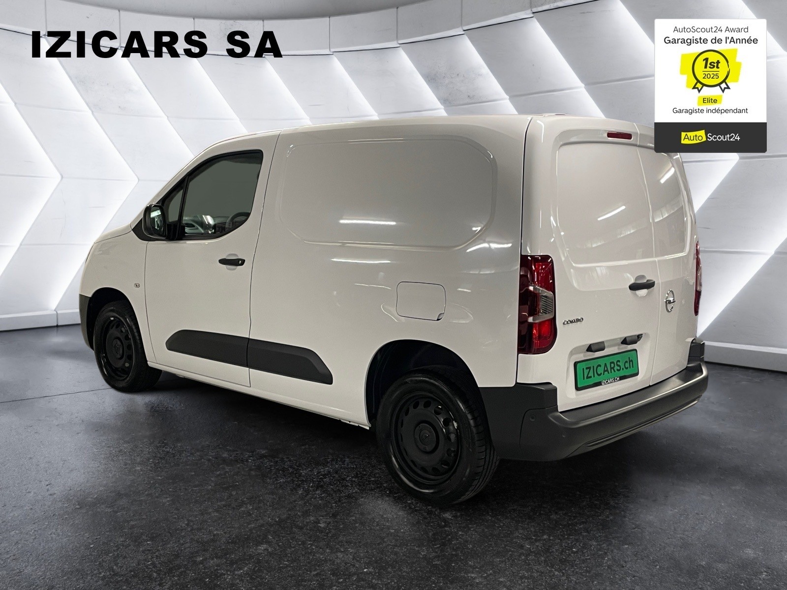 OPEL Combo Cargo 1.5 Climatisation / Reg vitesse / GPS / Pack électriques / volant chauffant / Caméra de recul-showroom-element-3