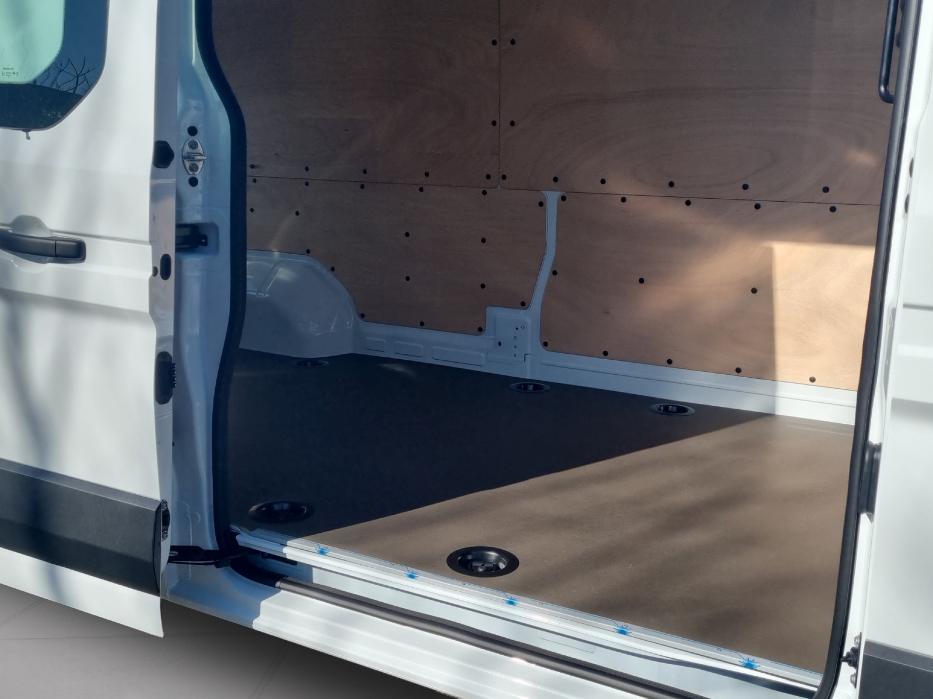 RENAULT Master Kastenwagen L3H2 3.5T 2.0 Blue dCi 150 EAG9-image-9