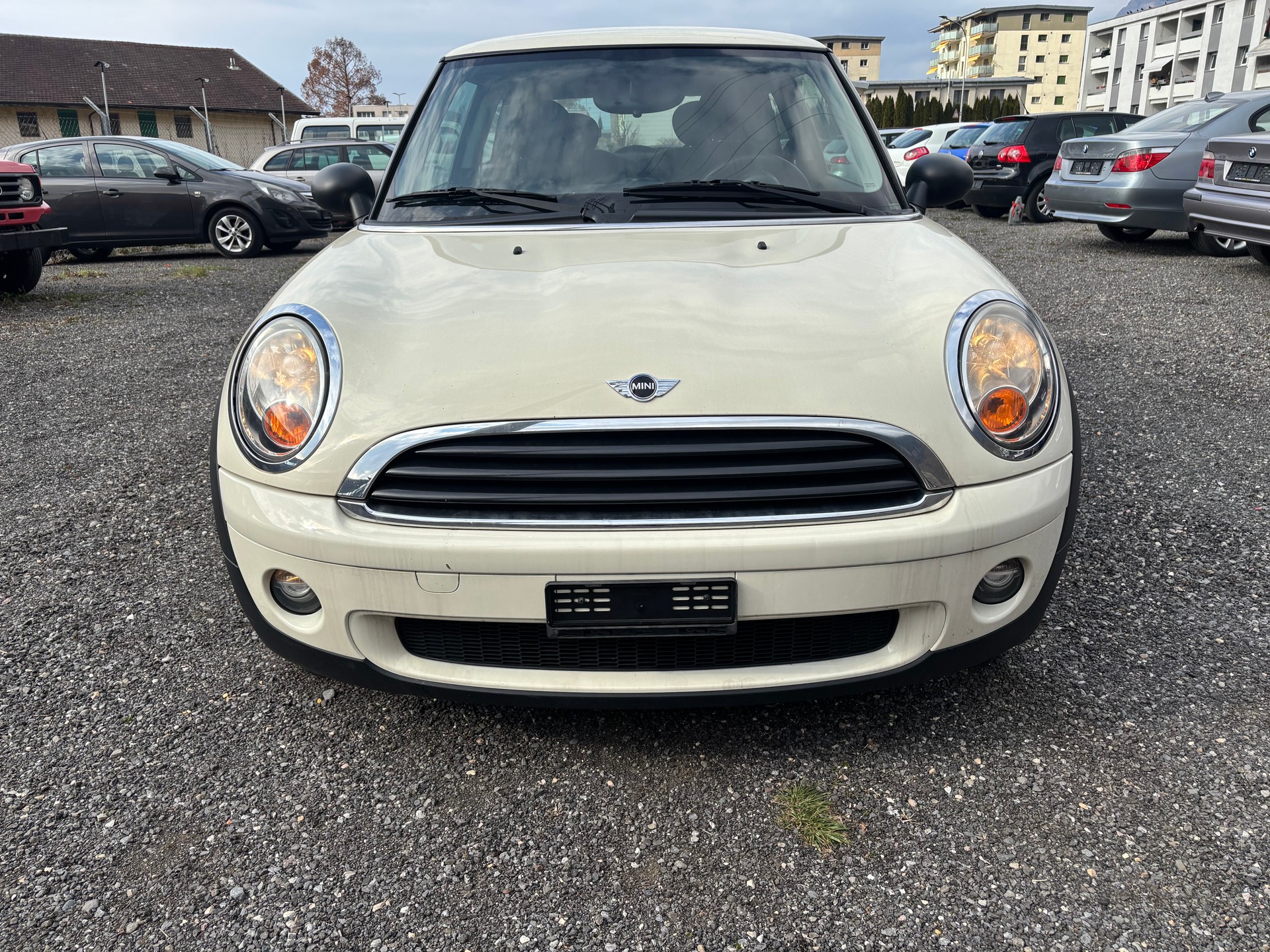 MINI One-image-1