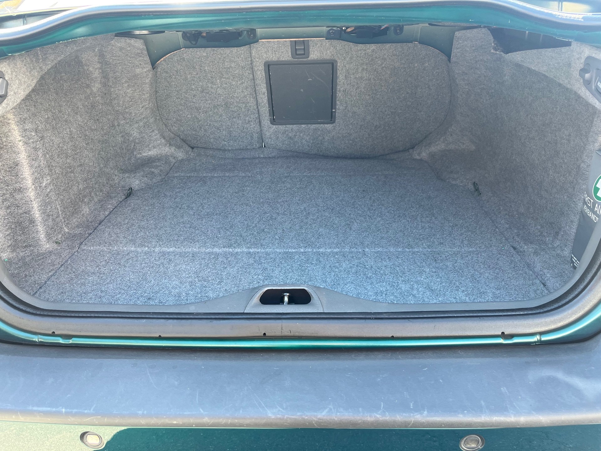 VOLVO S60 2.4T-image-15