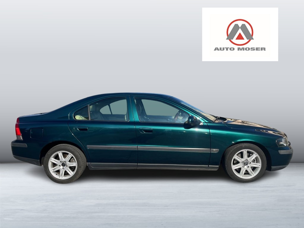 VOLVO S60 2.4T-image-7