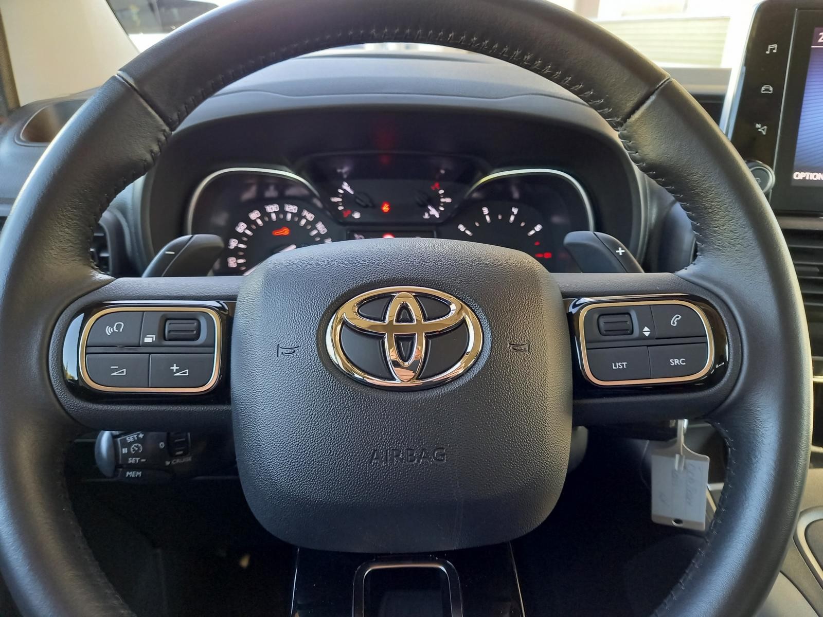 TOYOTA Proace City Verso 1.2 Trend Medium Automatik-image-6