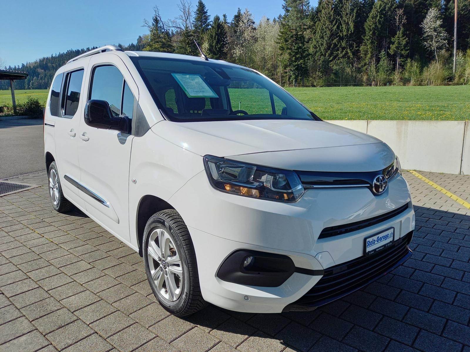 TOYOTA Proace City Verso 1.2 Trend Medium Automatik-showroom-element-3