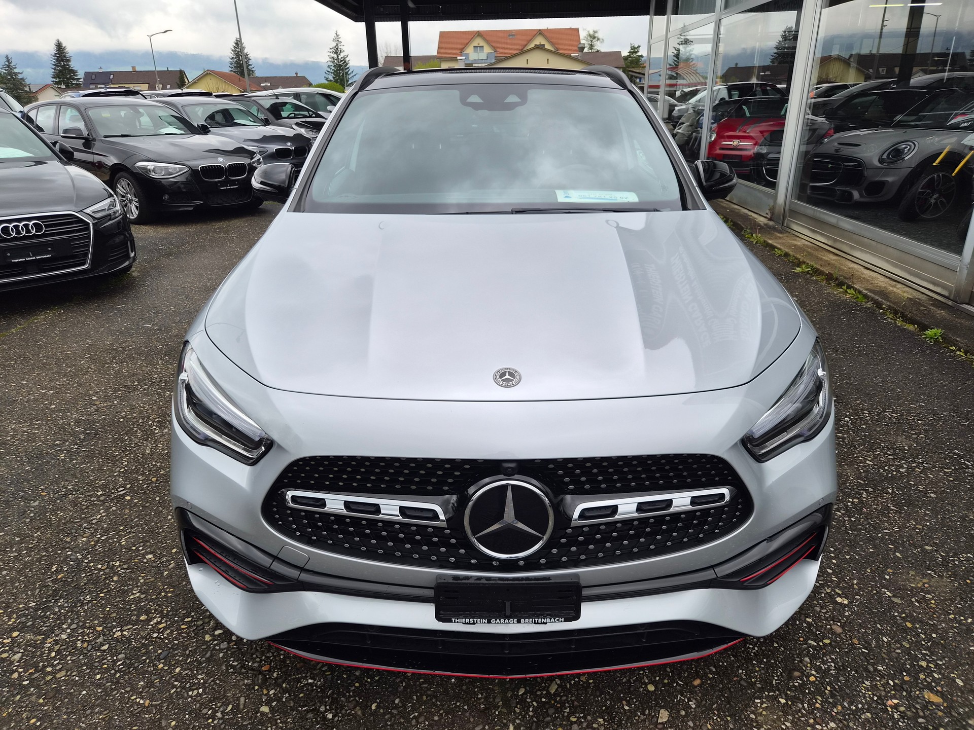 MERCEDES-BENZ GLA 250 4Matic AMG Line 8G-DCT-showroom-element-1