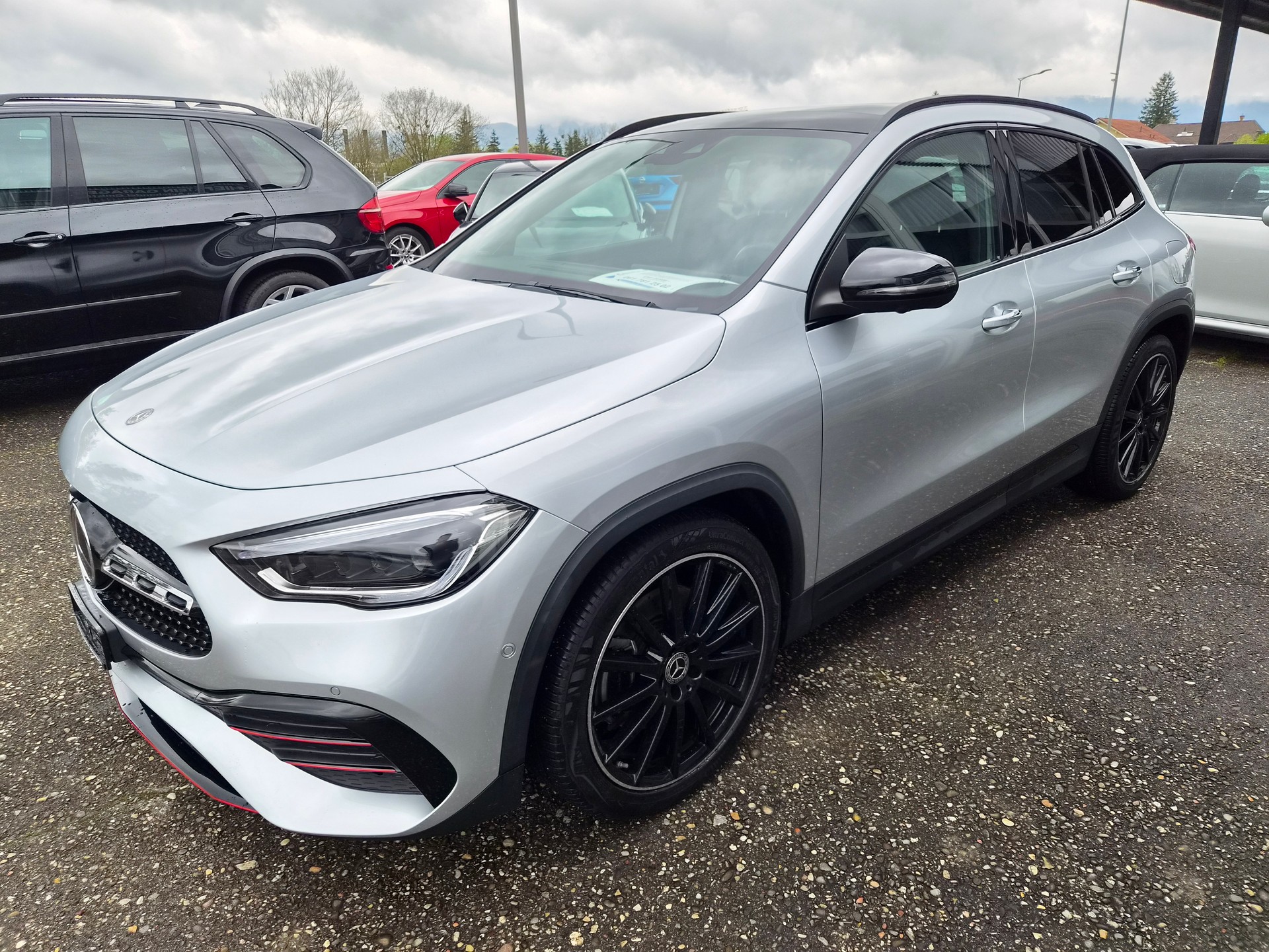 MERCEDES-BENZ GLA 250 4Matic AMG Line 8G-DCT-showroom-element-2