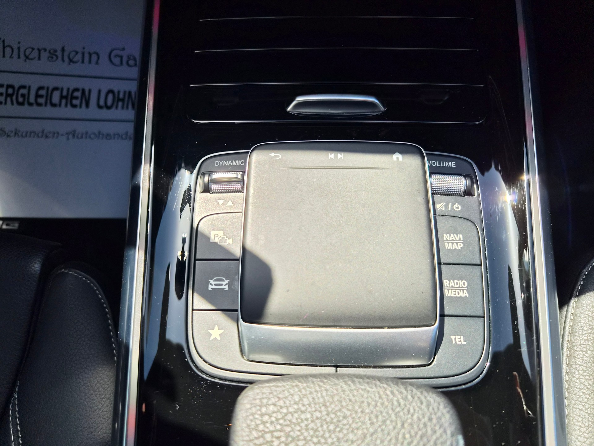 MERCEDES-BENZ GLA 250 4Matic AMG Line 8G-DCT-image-20