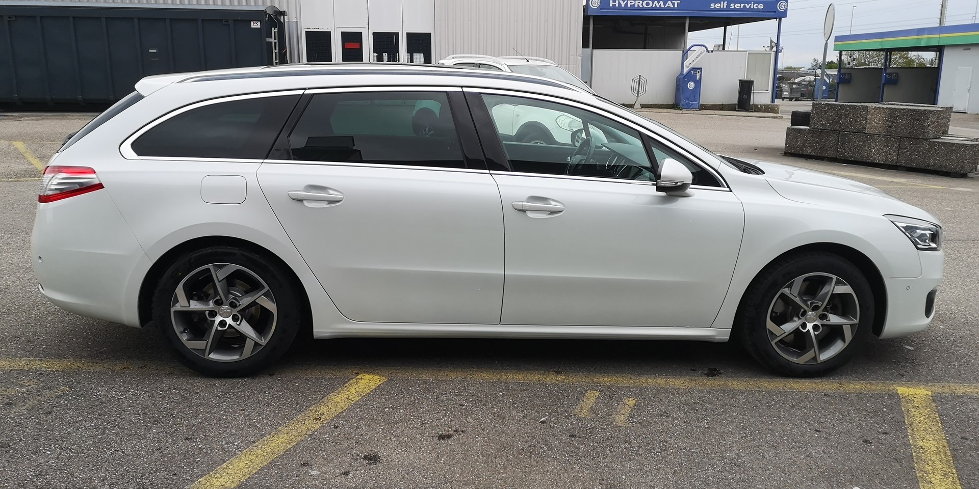 PEUGEOT 508 SW 2.0 BlueHDi GT EAT6-image-3