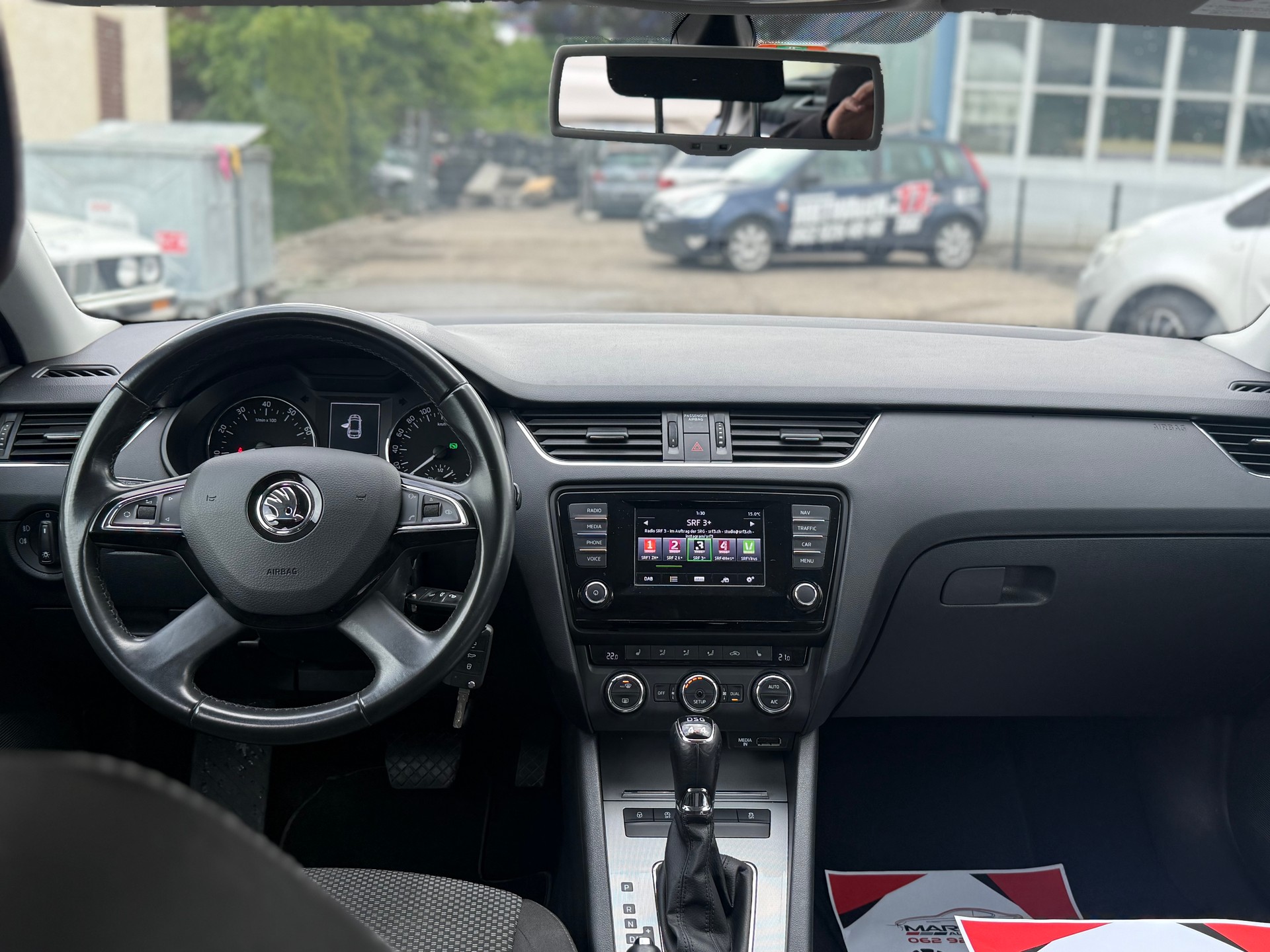 SKODA Octavia Combi 1.8 TSI Ambition 4x4 DSG-image-5