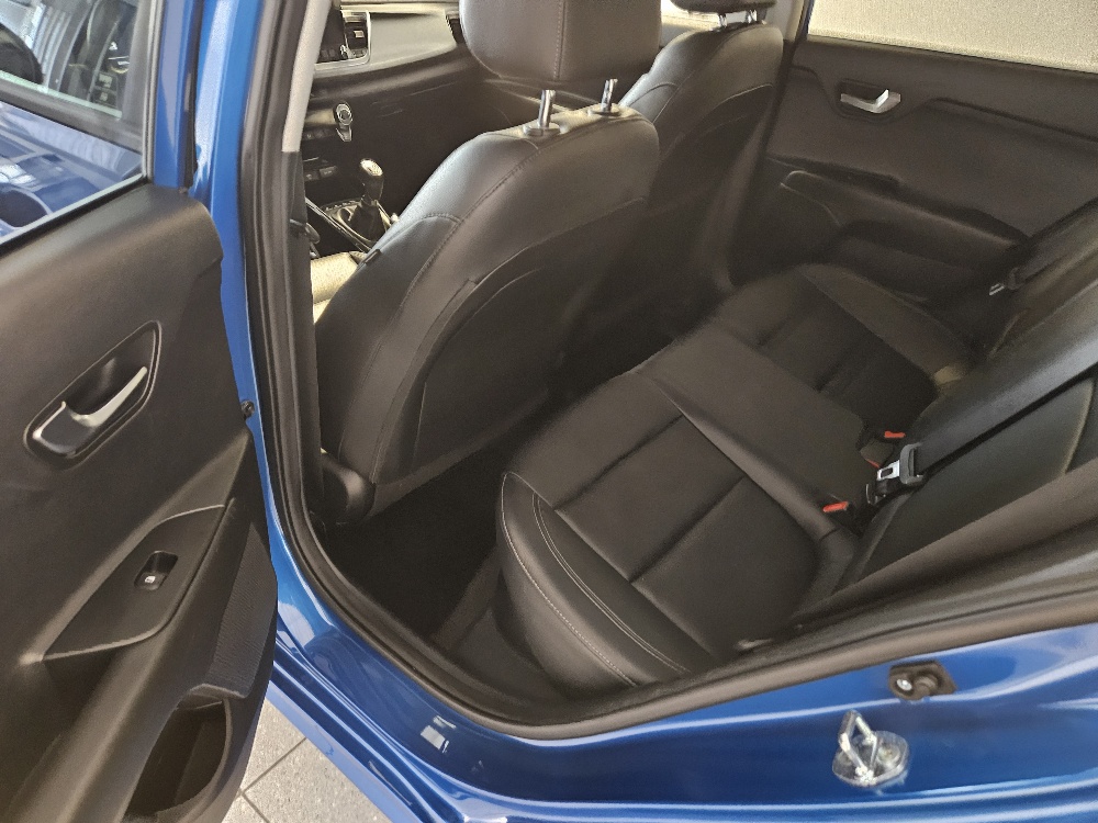 KIA Rio 1.0 T-GDi MHEV First Edition iMT-image-16