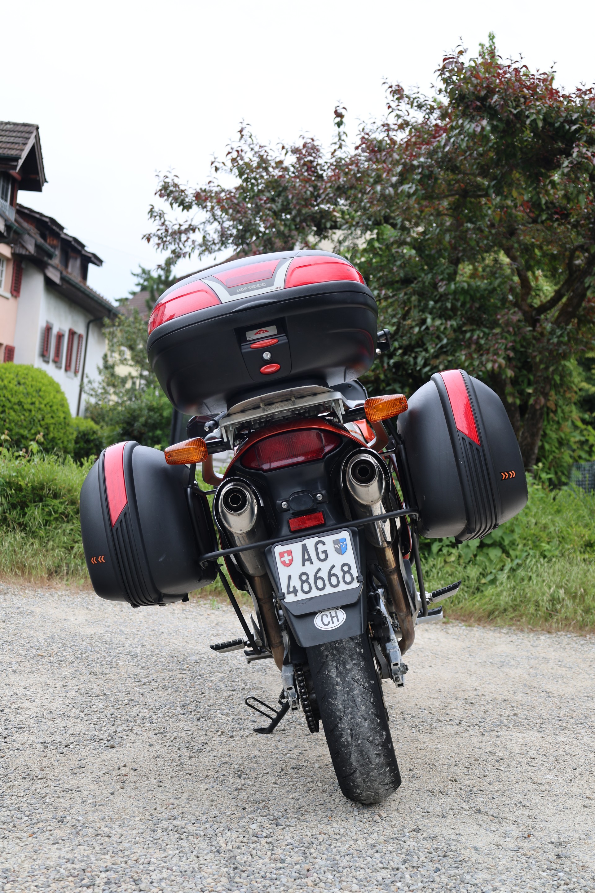 HONDA XL 1000 V Varadero-image-3