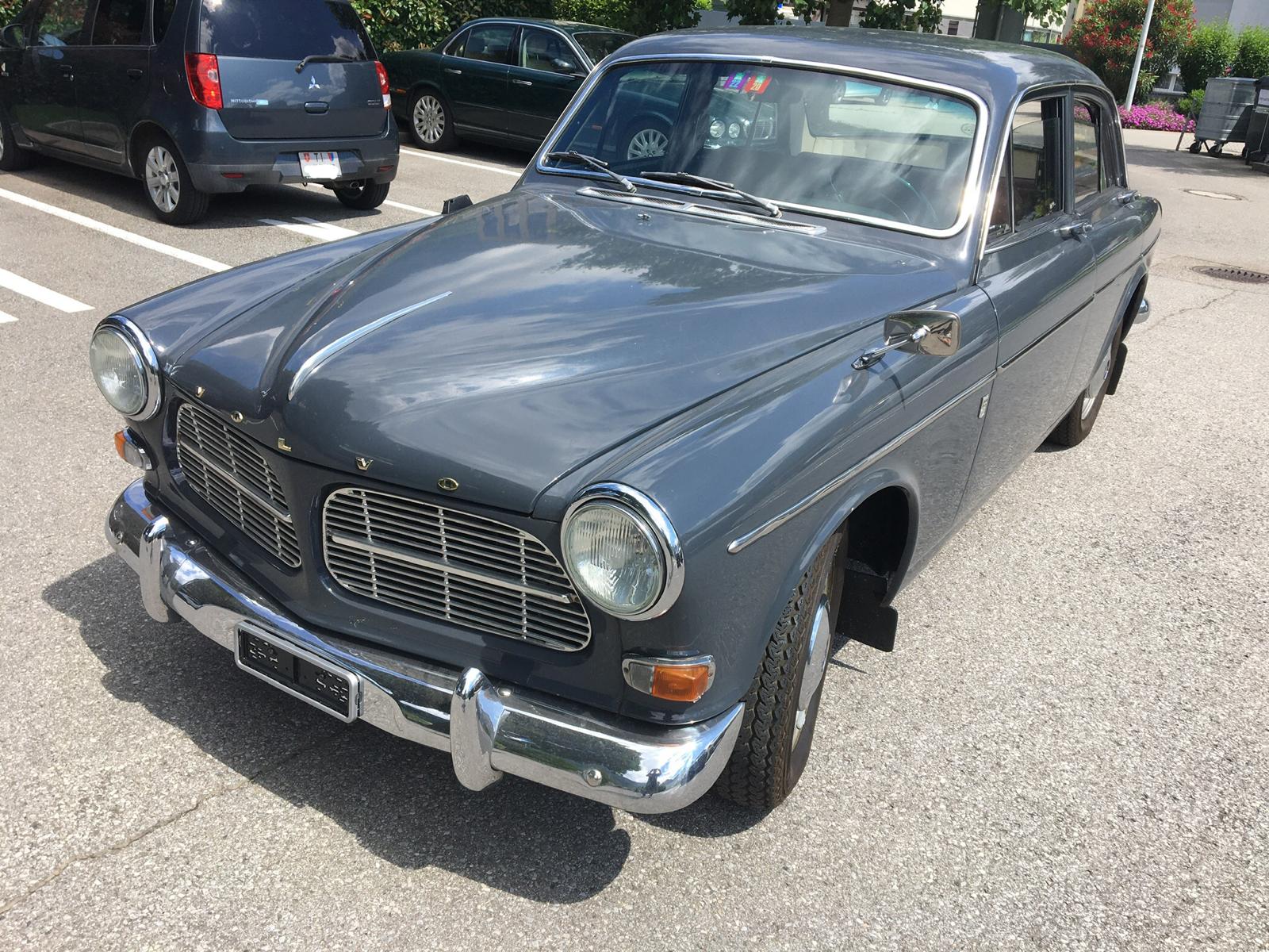 VOLVO 122S