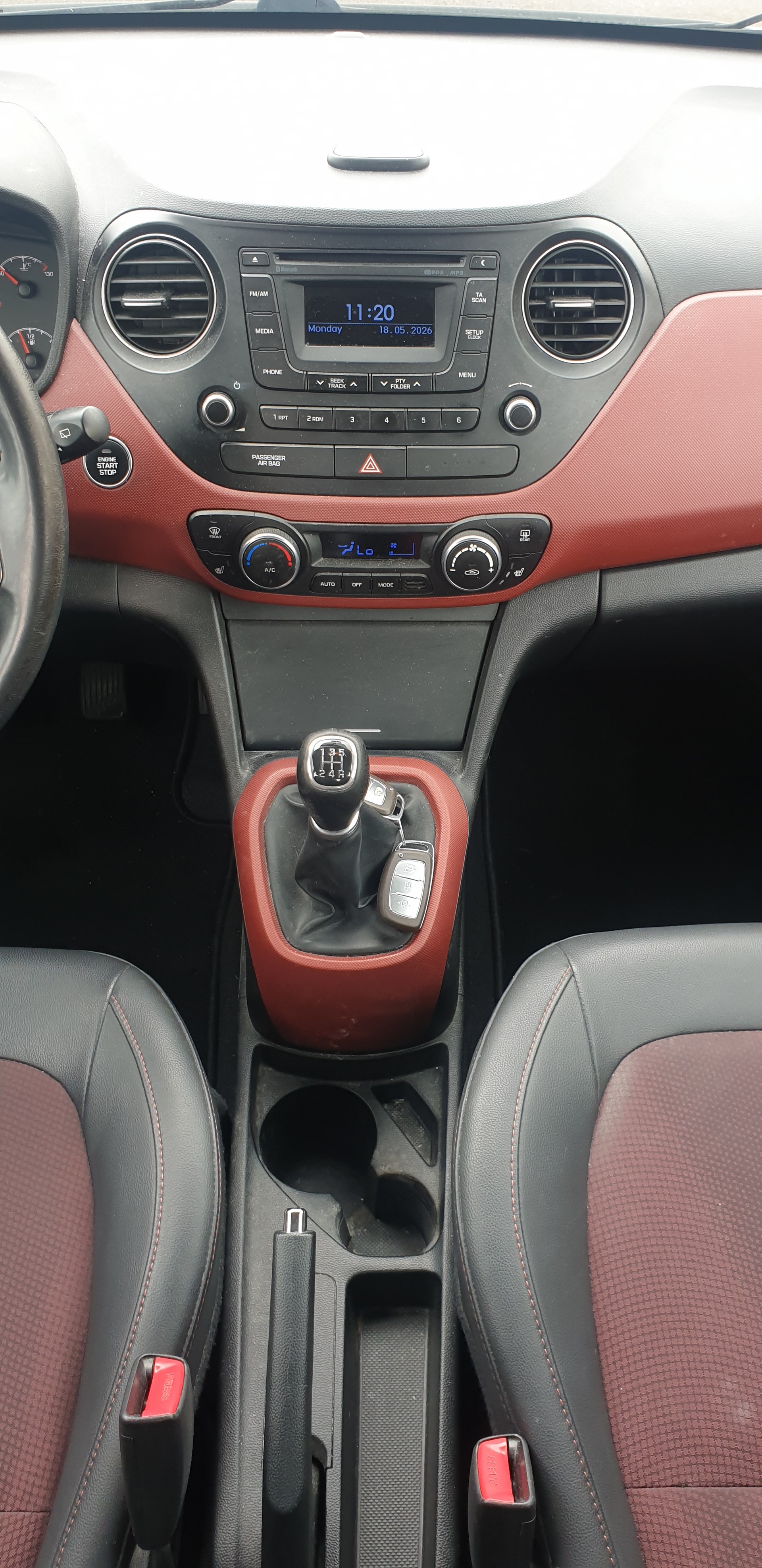 HYUNDAI i10 1.2 Amplia-image-7