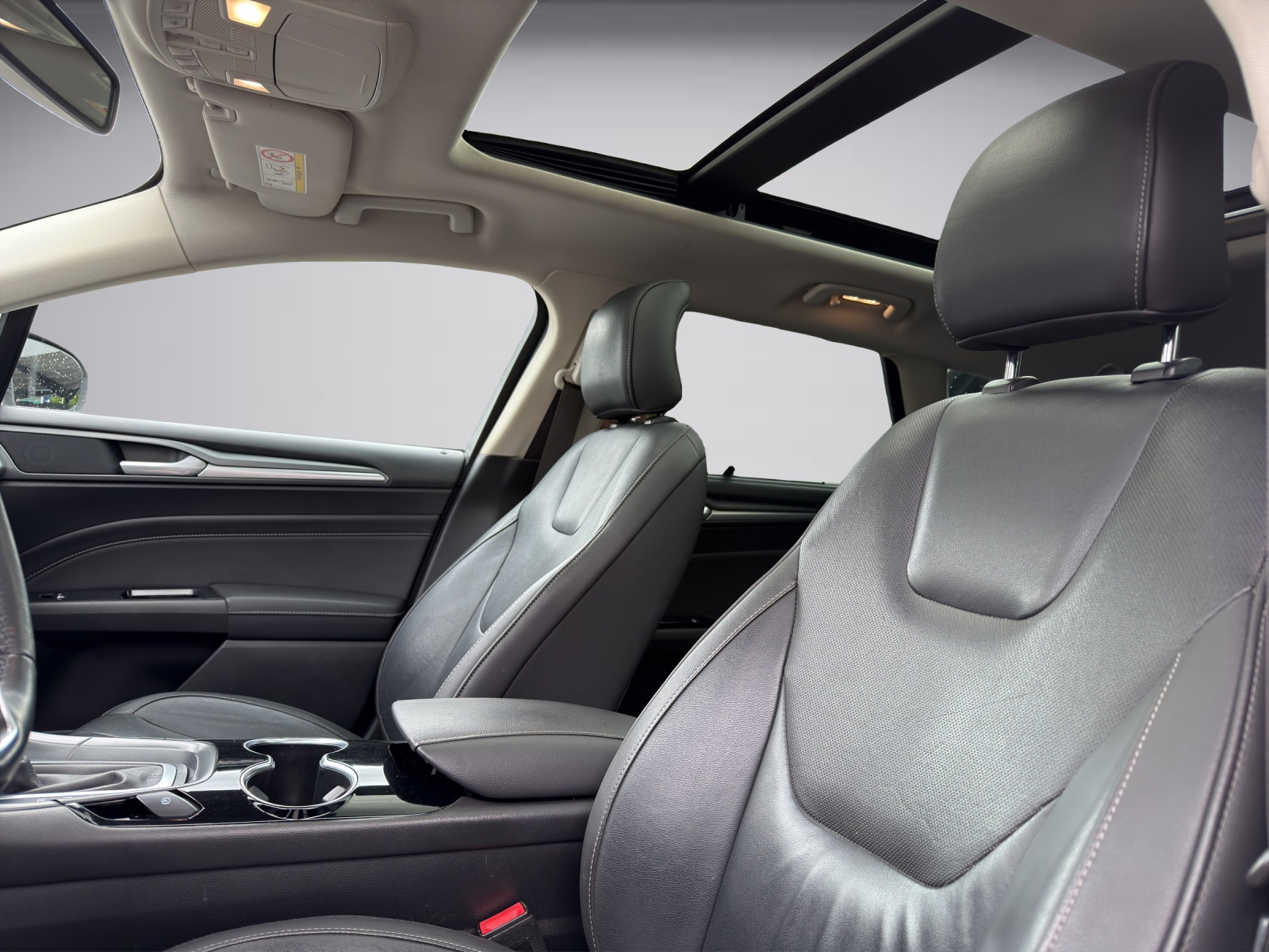 FORD Mondeo Station Wagon 2.0 TDCi 180 Titanium 4x4-image-9