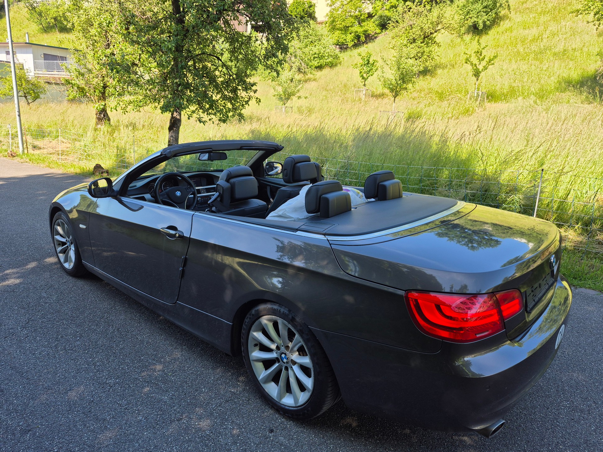 BMW 320d Cabriolet Steptronic-image-4