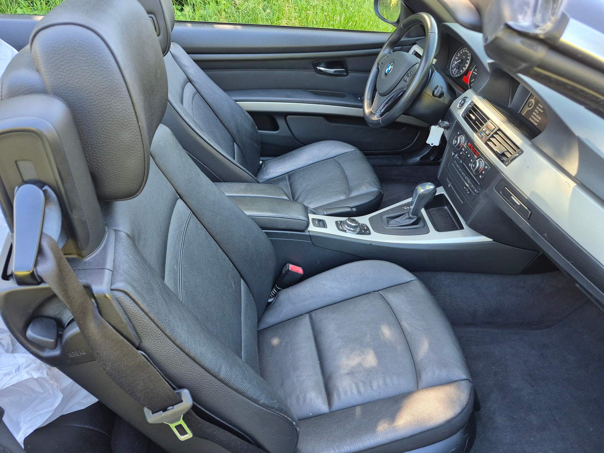 BMW 320d Cabriolet Steptronic-image-6