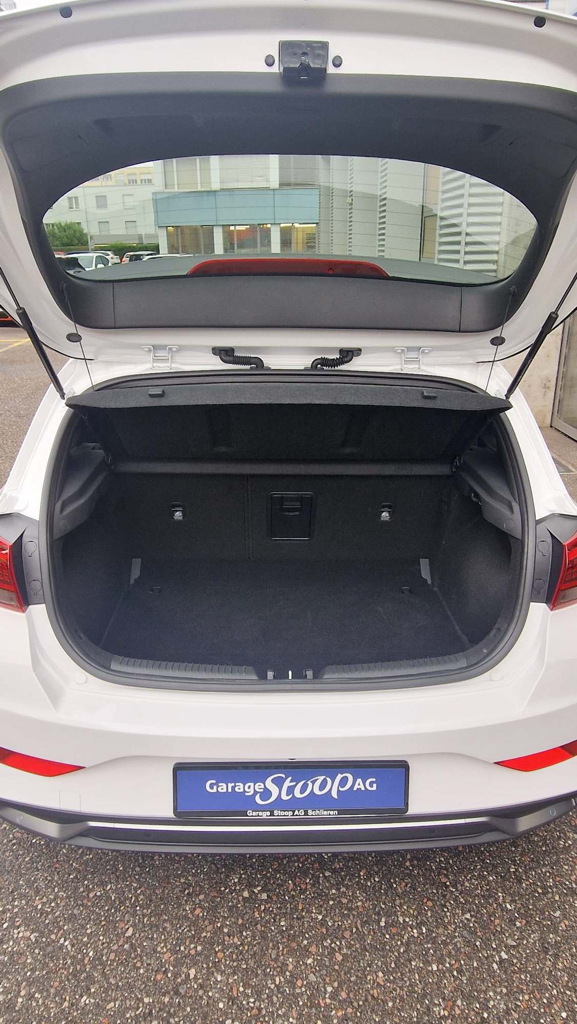 HYUNDAI i30 1.5 T-GDi Vertex-image-4