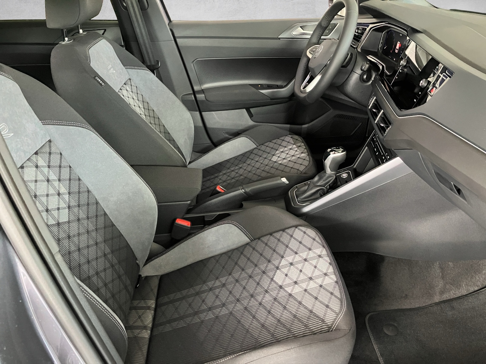 VW Polo 1.0 TSI R-Line United DSG-image-9
