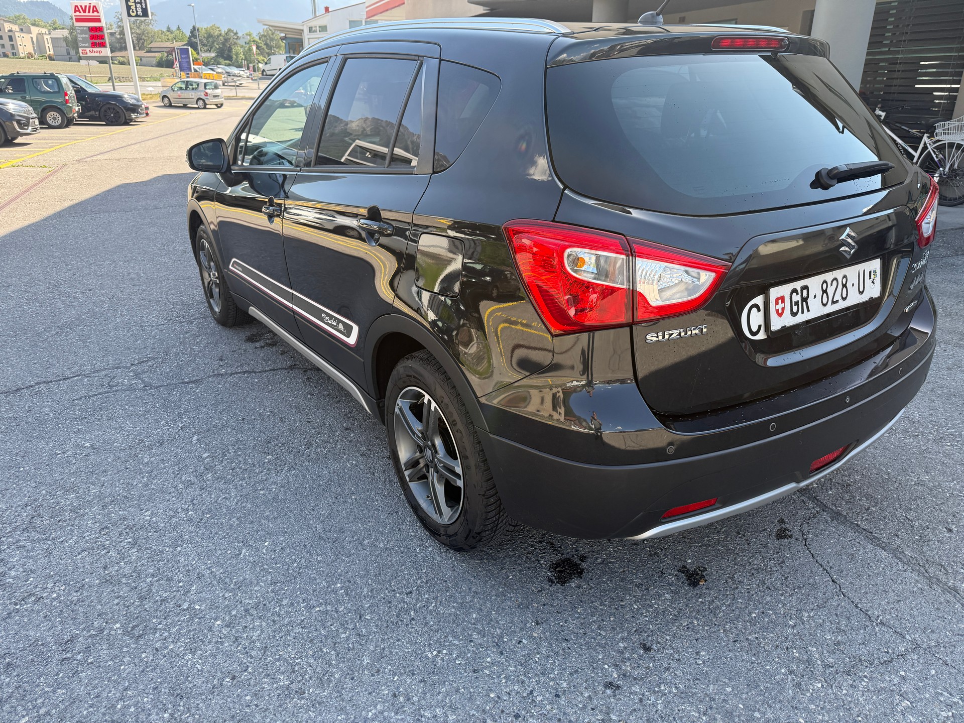 SUZUKI SX4 S-Cross 1.6 16V PizSulai 4WD CVT7-image-4