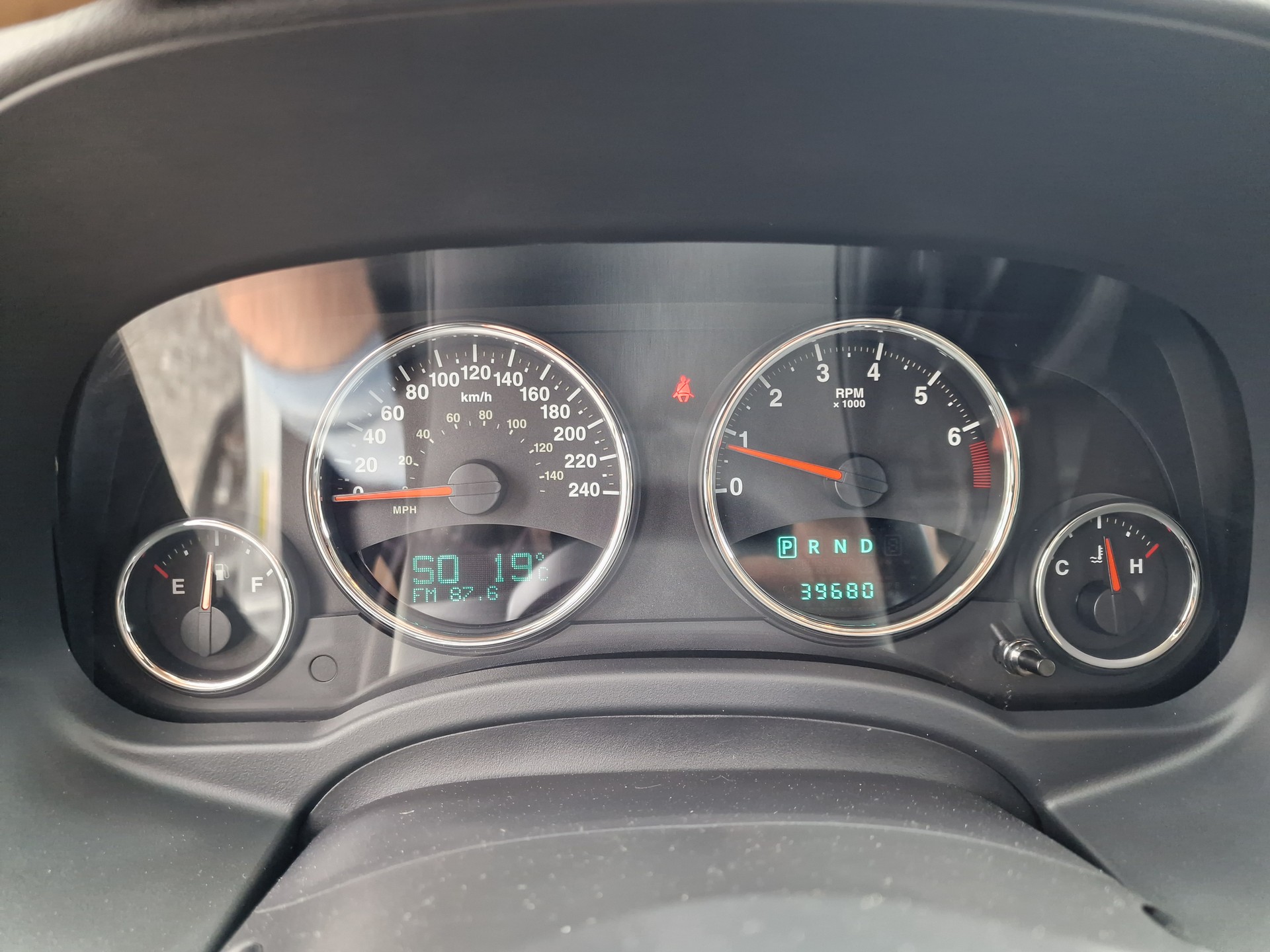 JEEP Compass 2.4 Limited CVT-image-11