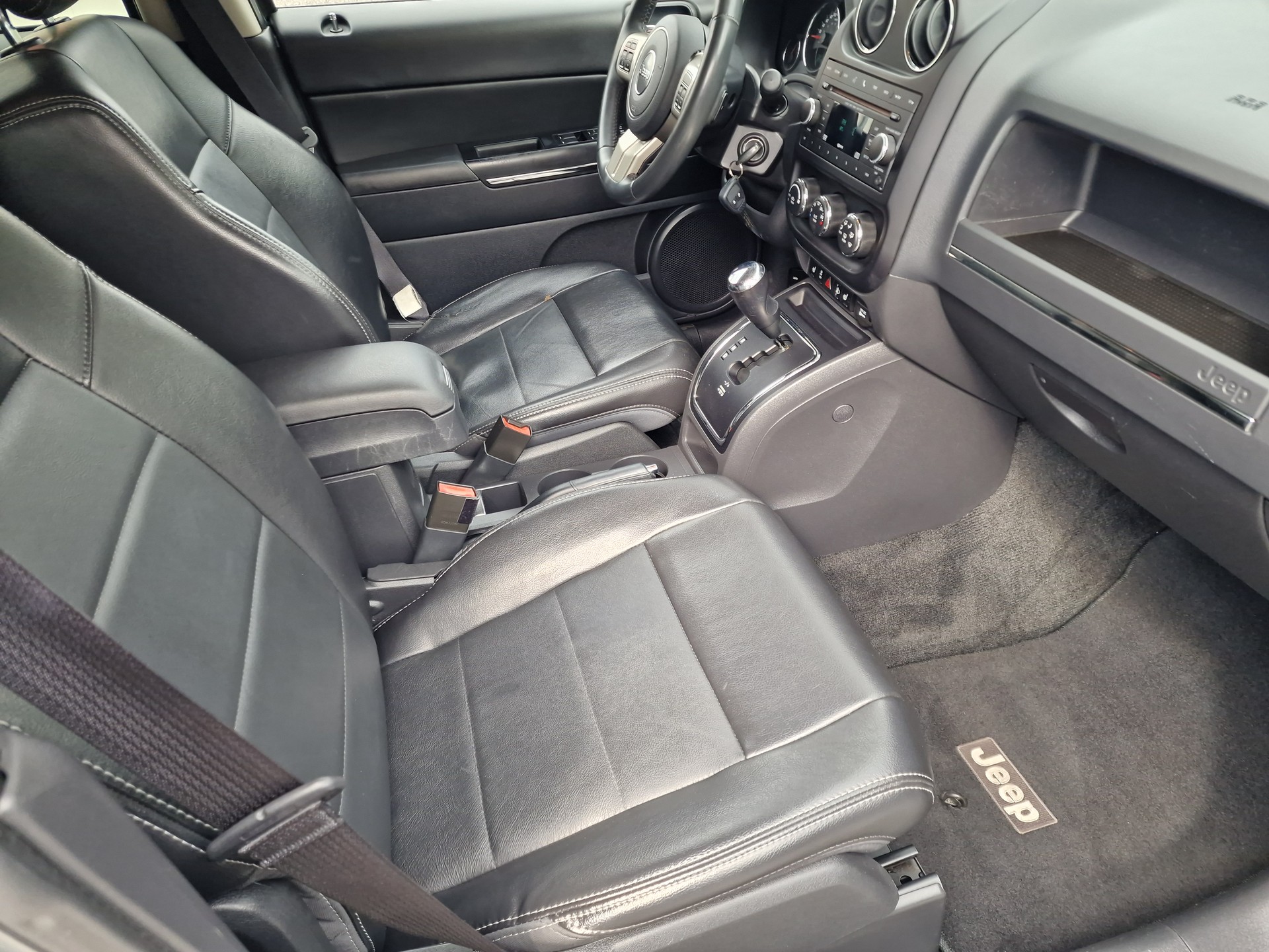 JEEP Compass 2.4 Limited CVT-image-7