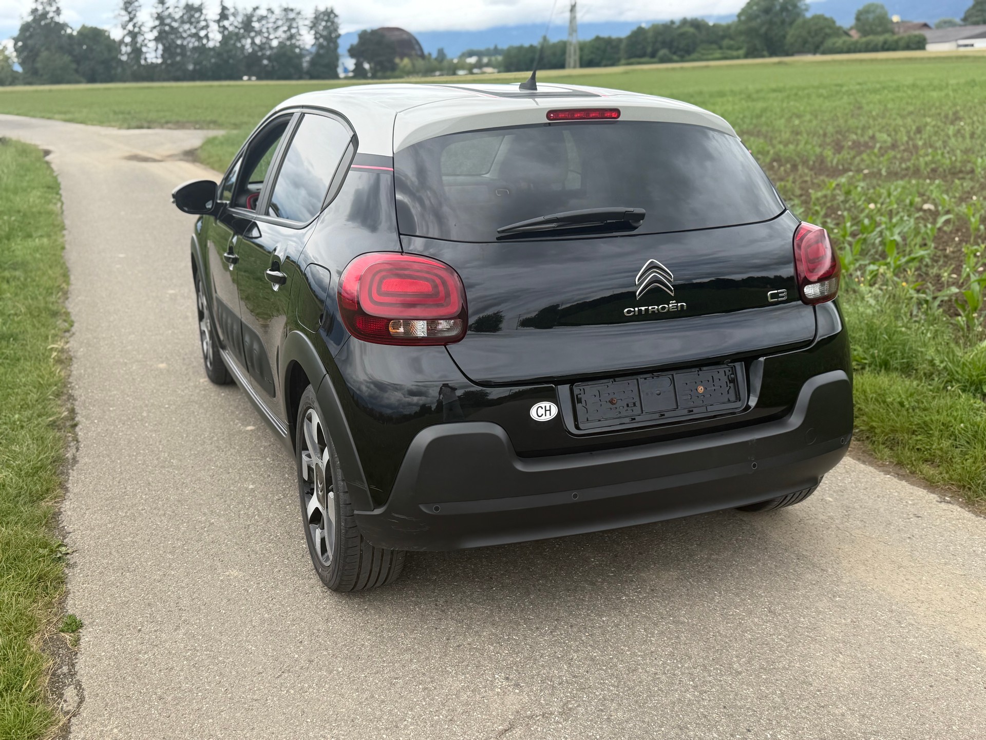 CITROEN C3 1.2i PureTech Elle EAT6-image-7
