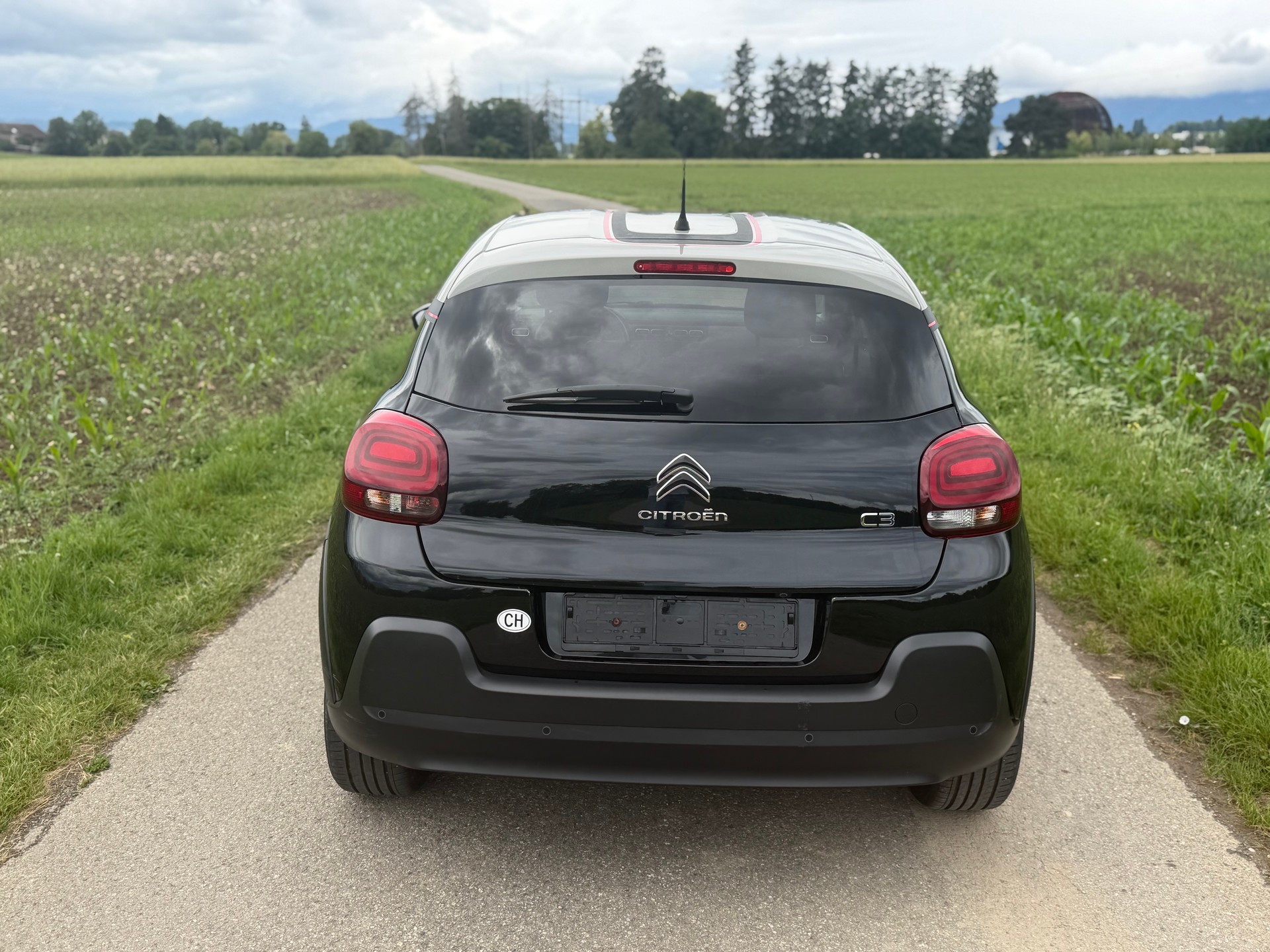 CITROEN C3 1.2i PureTech Elle EAT6-image-8