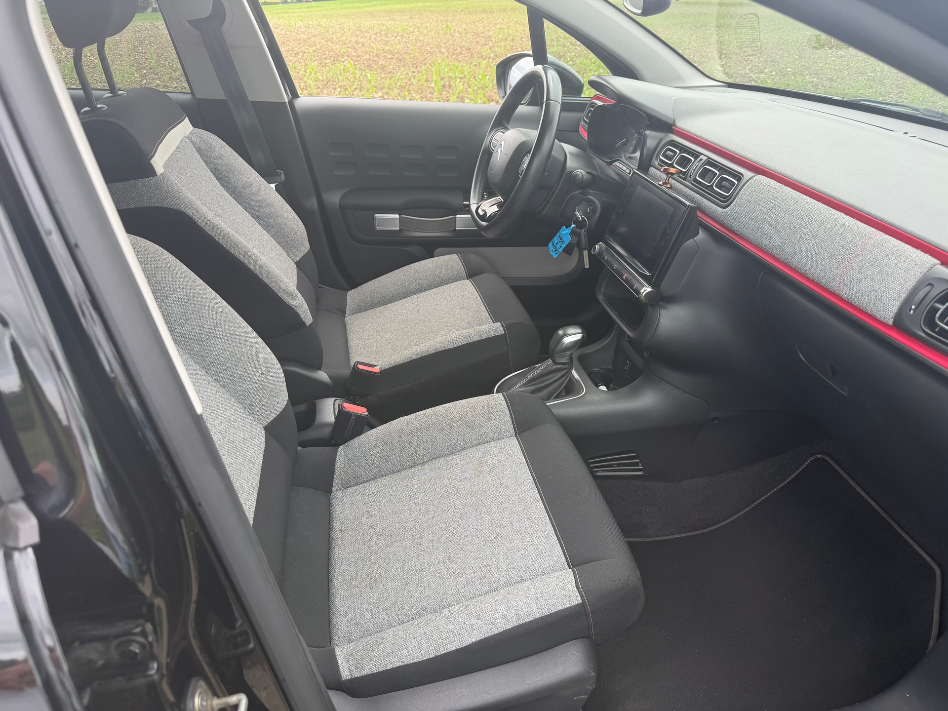 CITROEN C3 1.2i PureTech Elle EAT6-image-15